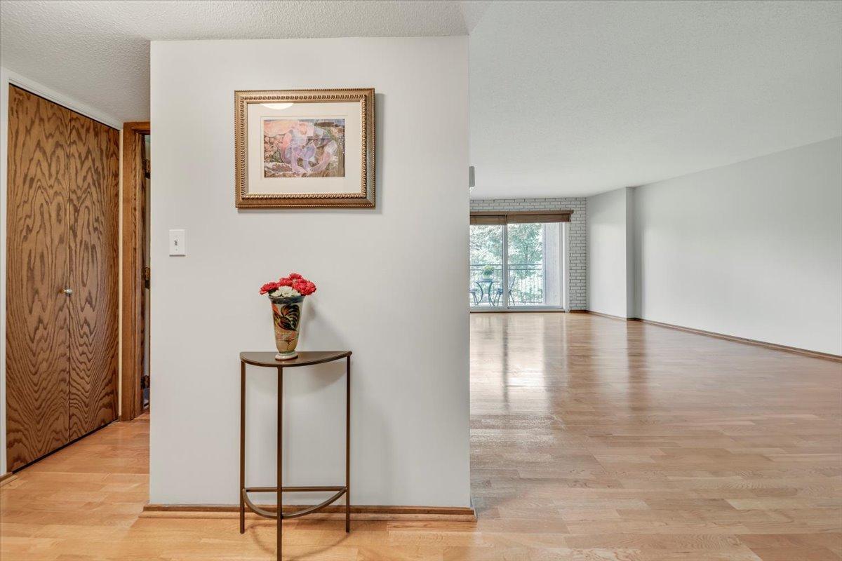 View of Residential at 210 Grant Street #210, Minneapolis MN 55403, Minneapolis (3 of 27) - Mike Wilen | Minnesota Team Real Estate
