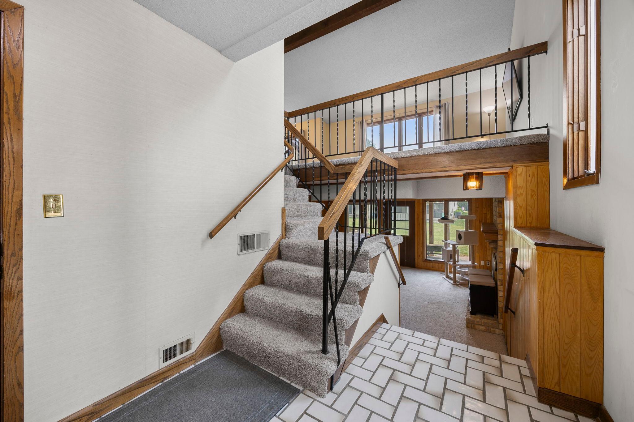 View of Residential at 5367 Hyland Place, Bloomington MN 55437, Bloomington (16 of 24) - Mike Wilen | Minnesota Team Real Estate