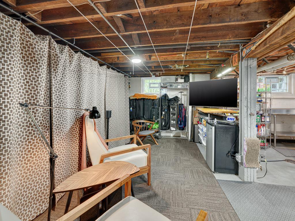 View of Residential at 132 36th Street, Minneapolis MN 55408, Minneapolis (28 of 38) - Mike Wilen | Minnesota Team Real Estate