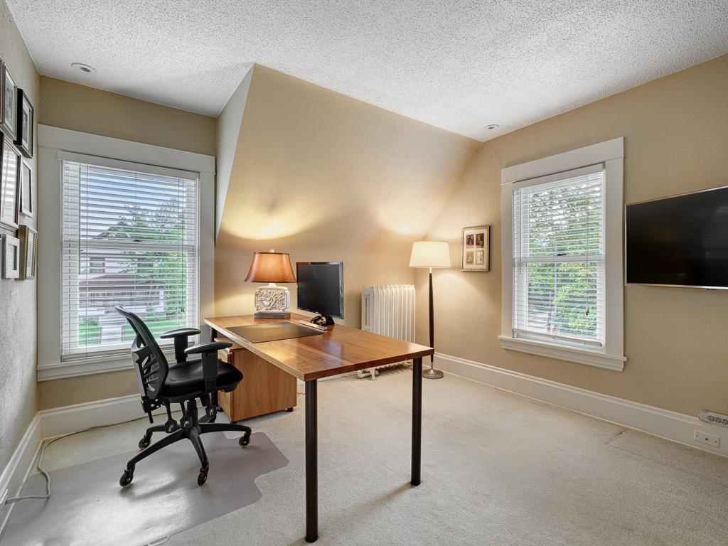View of Residential at 132 36th Street, Minneapolis MN 55408, Minneapolis (23 of 38) - Mike Wilen | Minnesota Team Real Estate