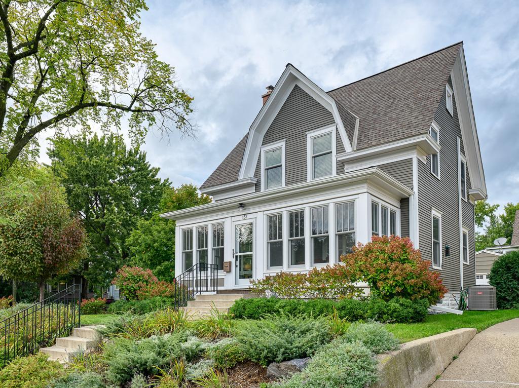 View of Residential at 132 36th Street, Minneapolis MN 55408, Minneapolis (3 of 38) - Mike Wilen | Minnesota Team Real Estate