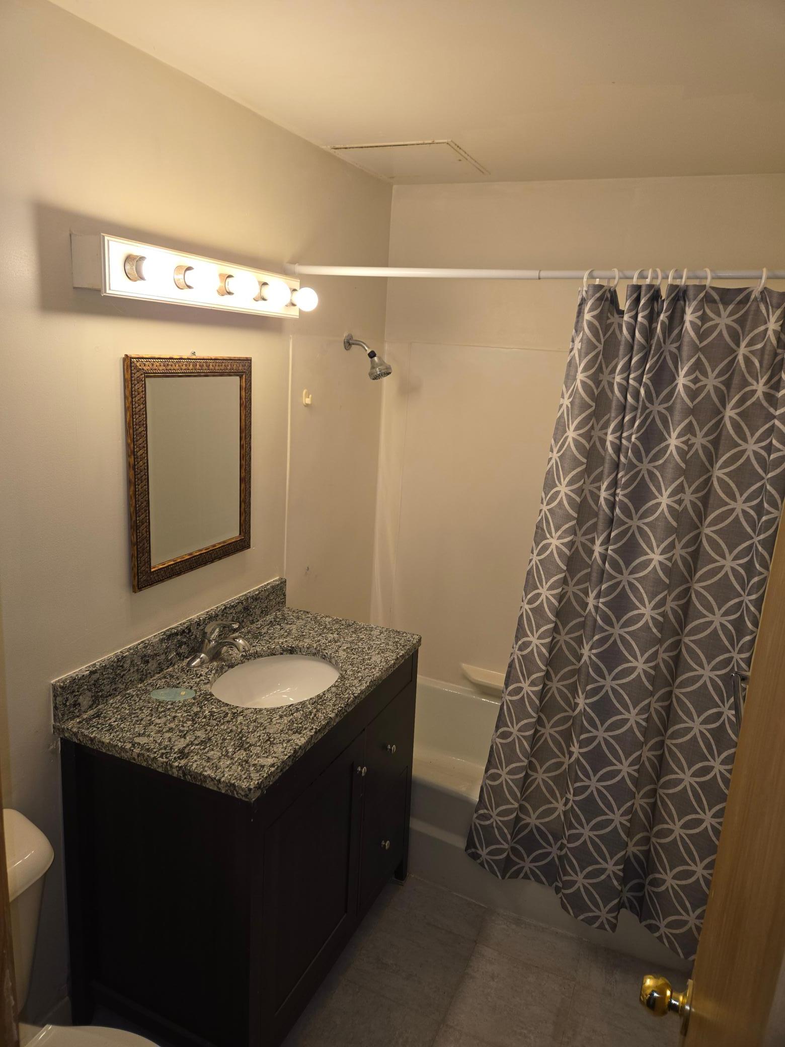 View of Residential at 2616 Harriet Avenue #105, Minneapolis MN 55408, Minneapolis (4 of 11) - Mike Wilen | Minnesota Team Real Estate