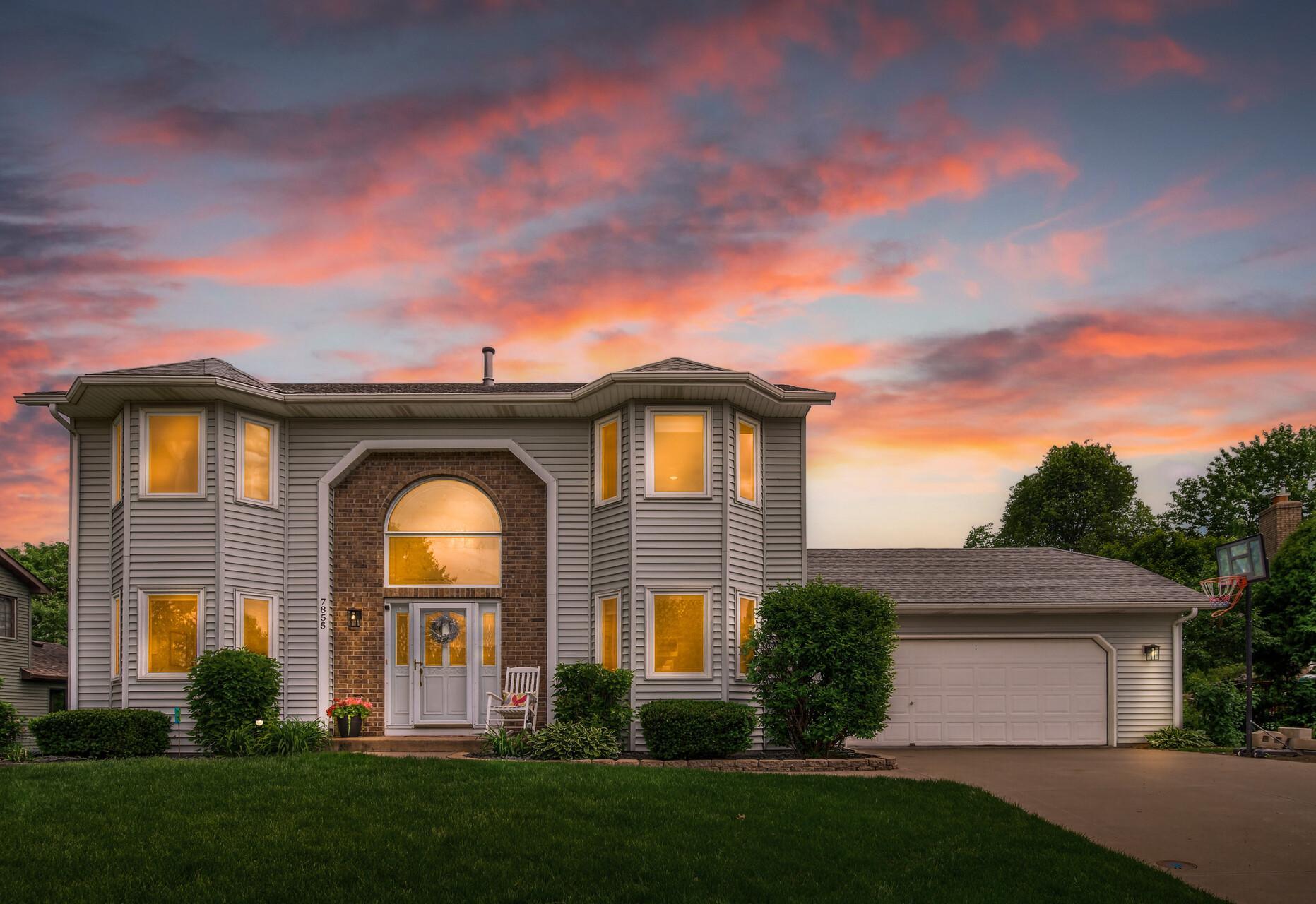 View of Residential at 7855 Upper 26th Street, Oakdale MN 55128, Oakdale - Mike Wilen | Minnesota Team Real Estate