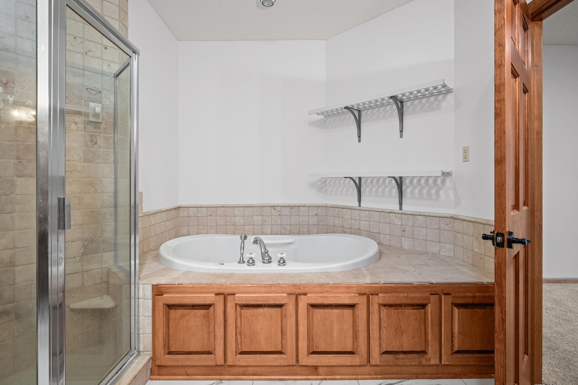 View of Residential at 9250 Blackoaks Lane, Maple Grove MN 55311, Maple Grove (20 of 35) - Mike Wilen | Minnesota Team Real Estate