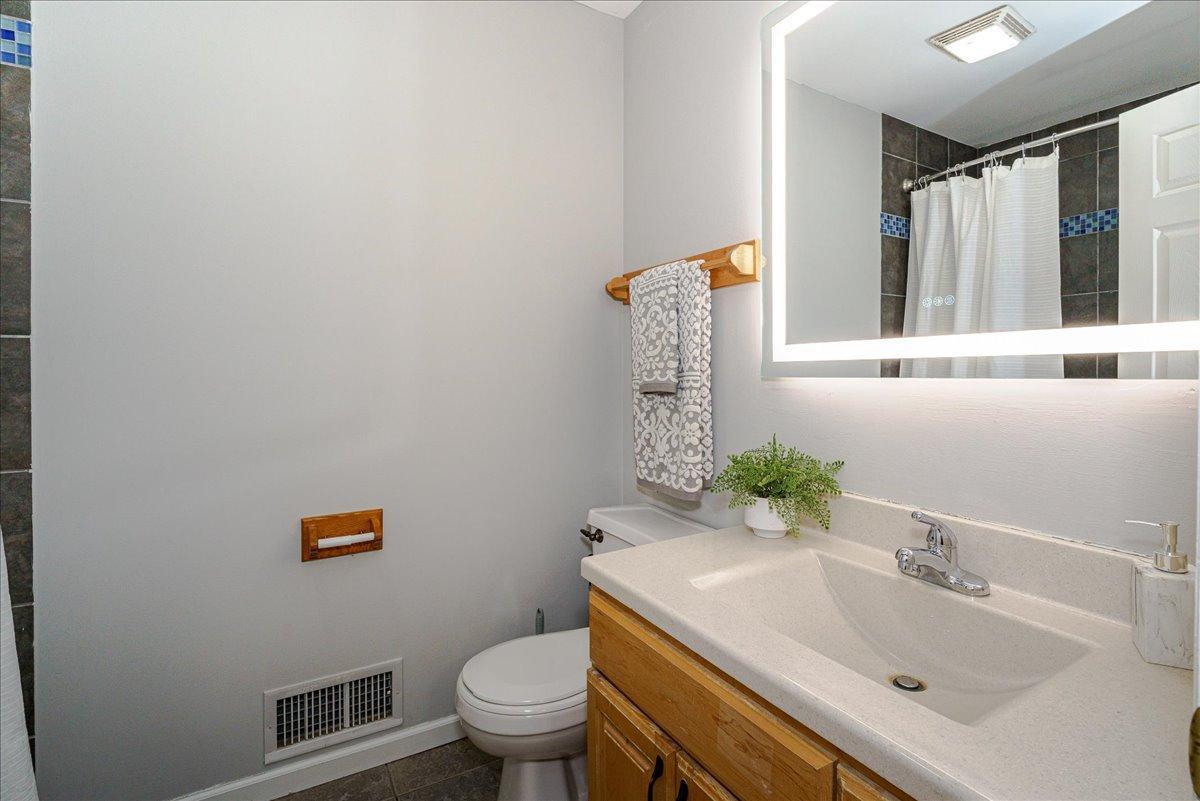 View of Residential at 11574 Carriage Court, Eden Prairie MN 55344, Eden Prairie (16 of 31) - Mike Wilen | Minnesota Team Real Estate