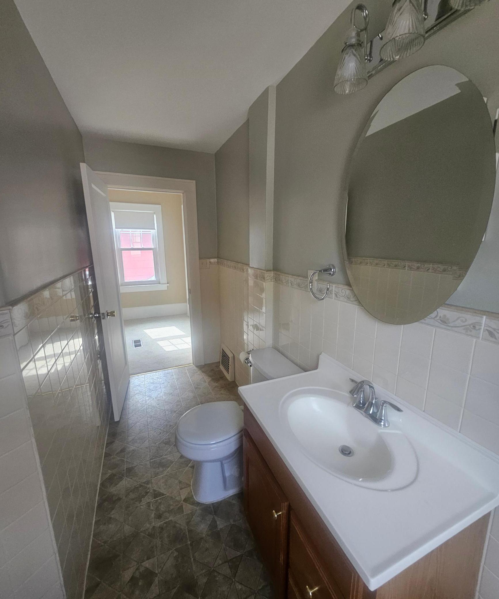 View of Residential at 2147 Juliet Avenue, Saint Paul MN 55105, Saint Paul (23 of 35) - Mike Wilen | Minnesota Team Real Estate