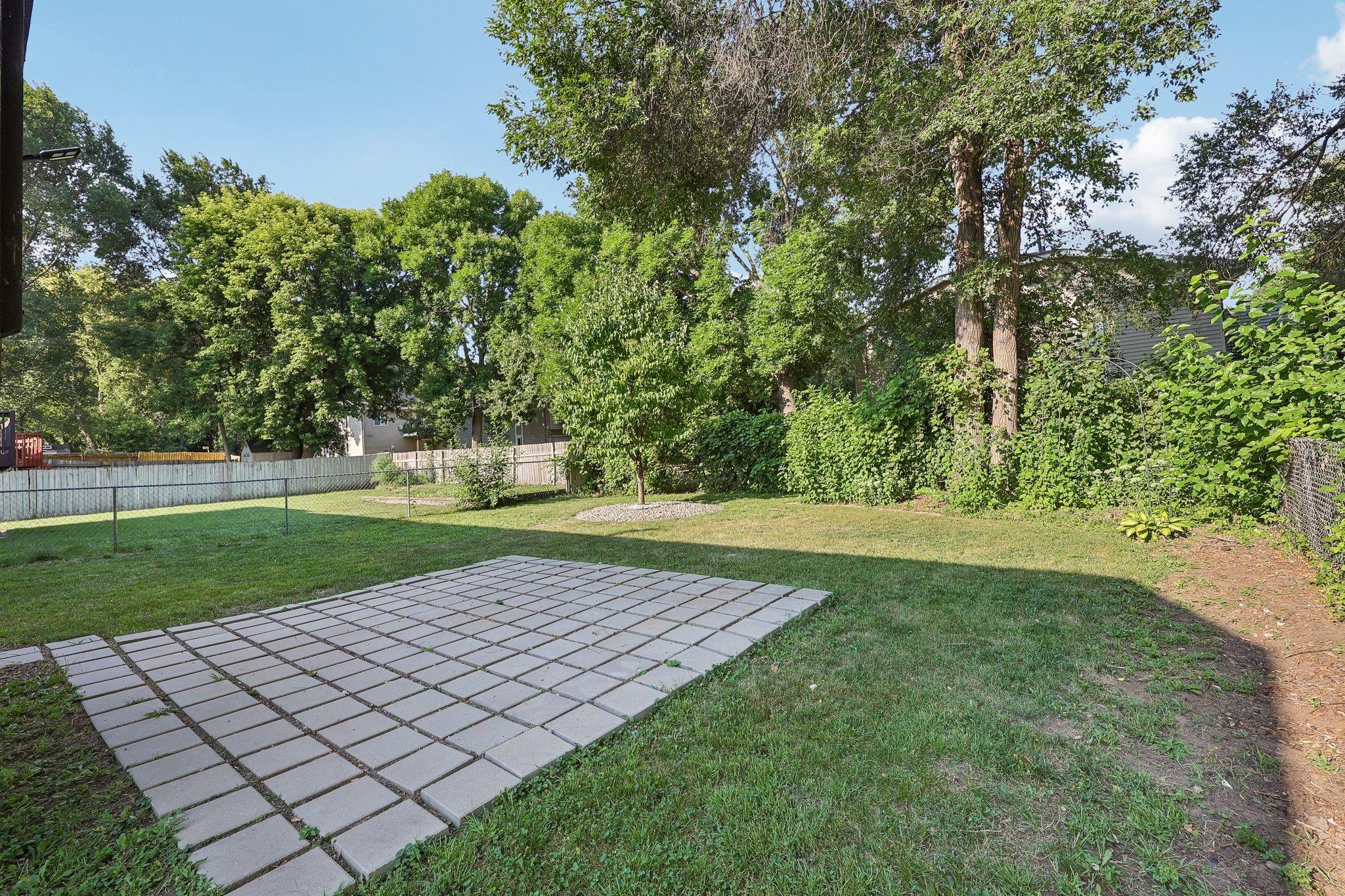 View of Residential at 13008 Oliver Avenue, Burnsville MN 55337, Burnsville (27 of 30) - Mike Wilen | Minnesota Team Real Estate