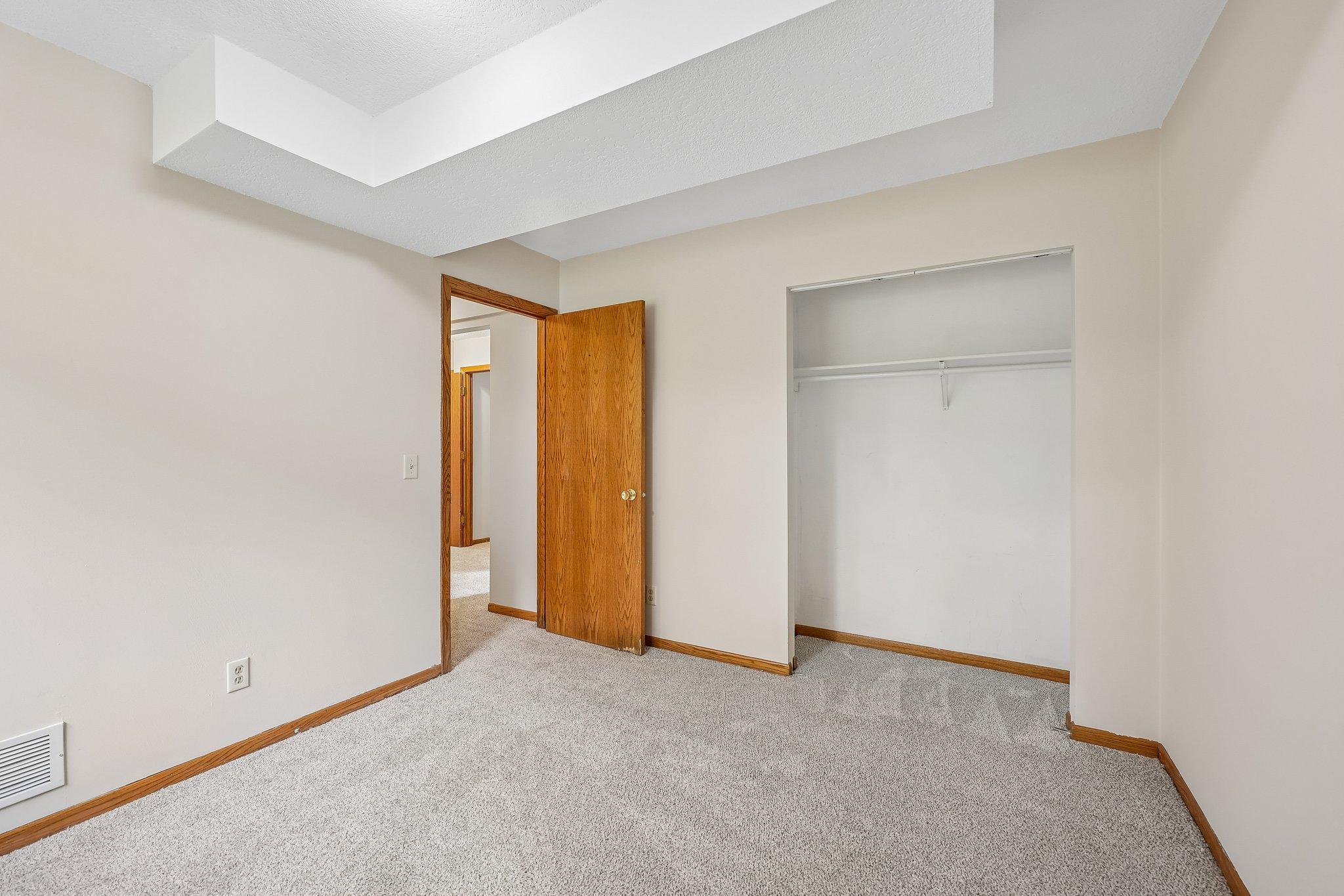 View of Residential at 13008 Oliver Avenue, Burnsville MN 55337, Burnsville (23 of 30) - Mike Wilen | Minnesota Team Real Estate