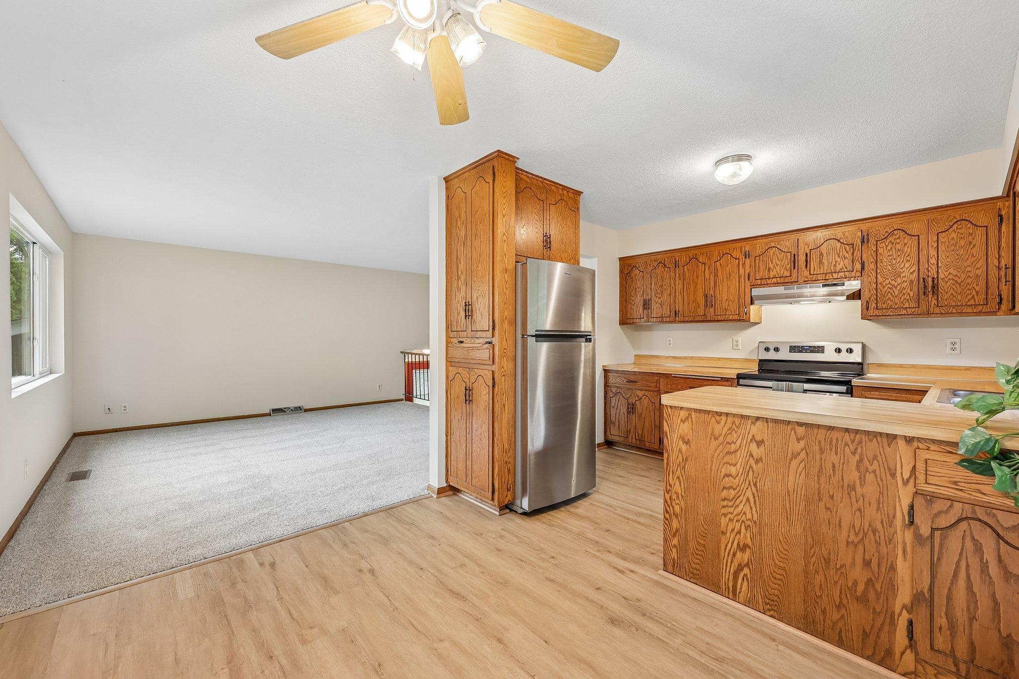 View of Residential at 13008 Oliver Avenue, Burnsville MN 55337, Burnsville (10 of 30) - Mike Wilen | Minnesota Team Real Estate