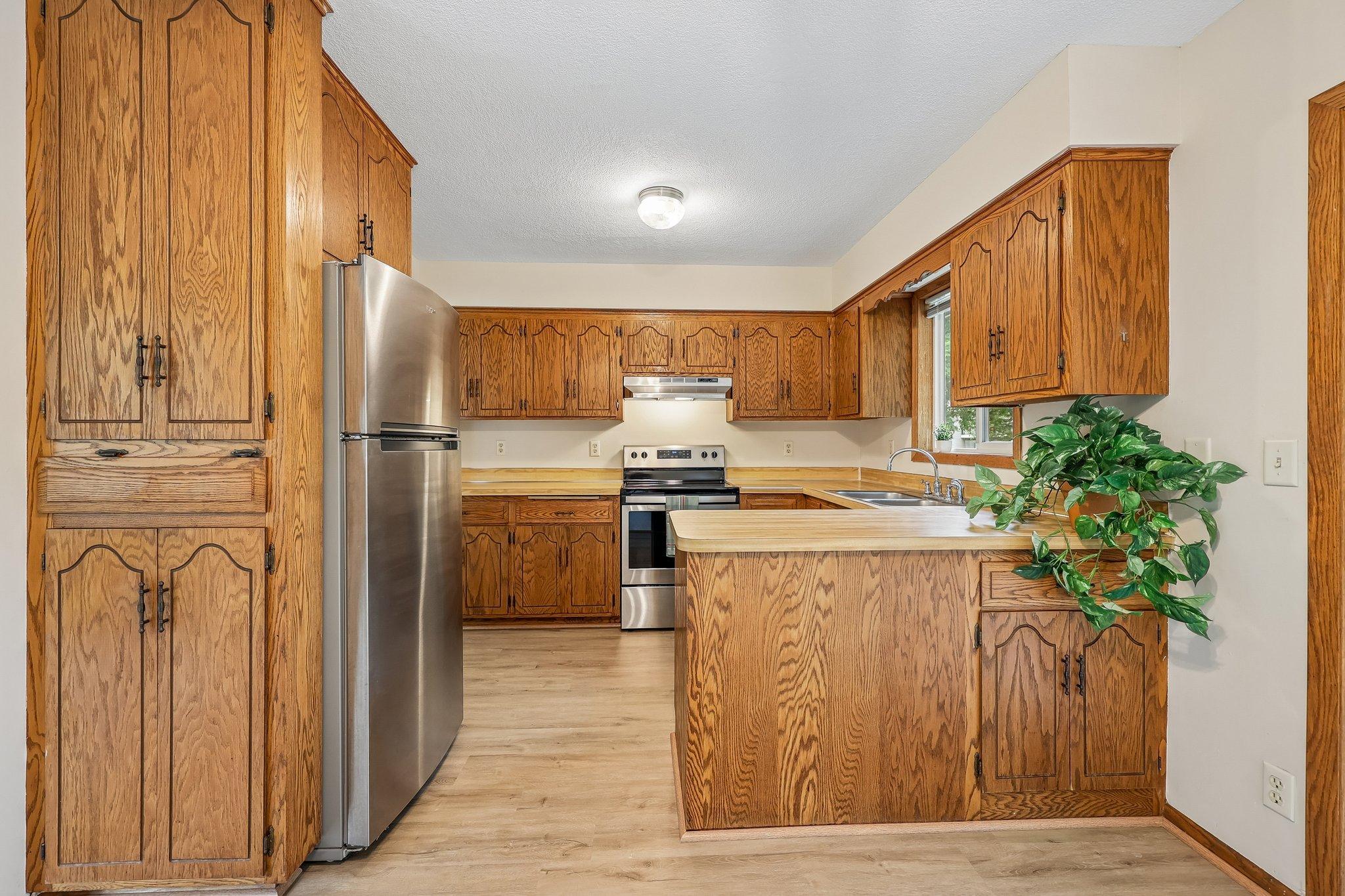 View of Residential at 13008 Oliver Avenue, Burnsville MN 55337, Burnsville (2 of 30) - Mike Wilen | Minnesota Team Real Estate
