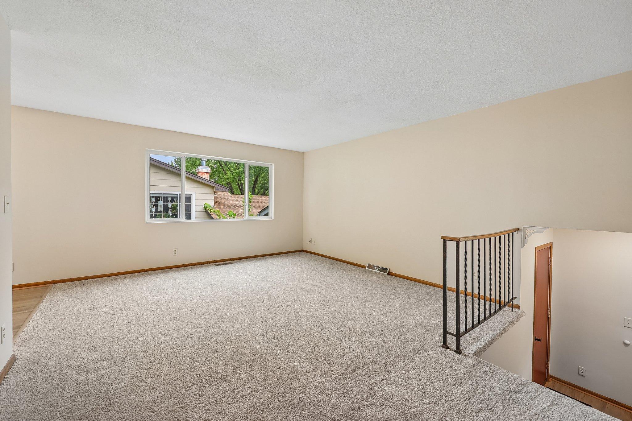 View of Residential at 13008 Oliver Avenue, Burnsville MN 55337, Burnsville (15 of 30) - Mike Wilen | Minnesota Team Real Estate