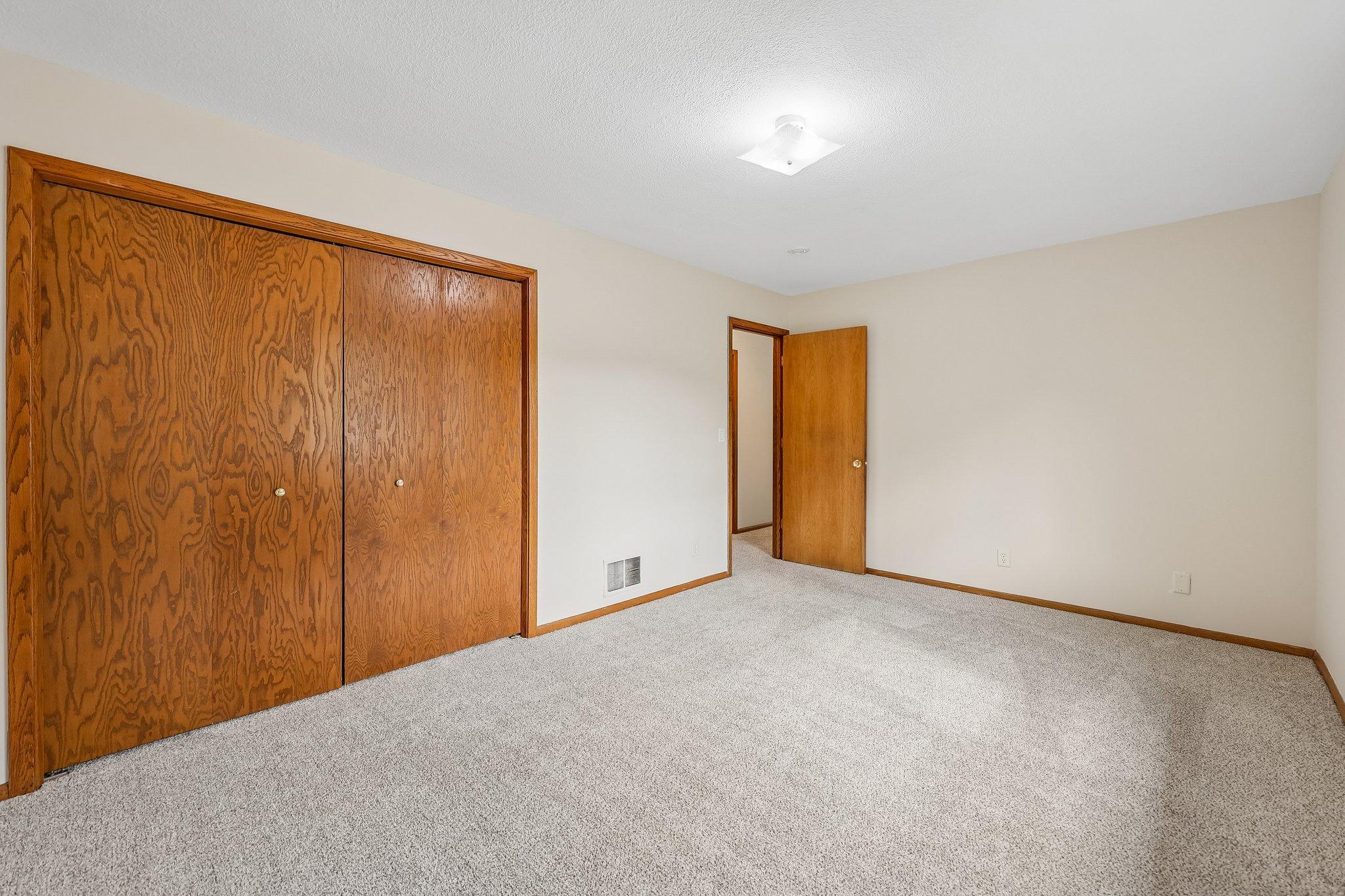 View of Residential at 13008 Oliver Avenue, Burnsville MN 55337, Burnsville (16 of 37) - Mike Wilen | Minnesota Team Real Estate