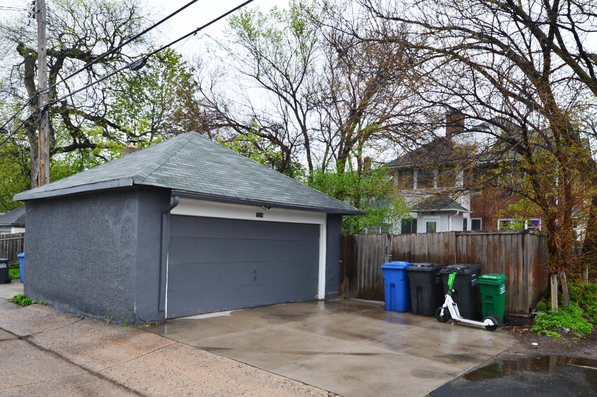 View of Residential Income at 3324 Hennepin Avenue, Minneapolis MN 55408, Minneapolis (38 of 69) - Mike Wilen | Minnesota Team Real Estate