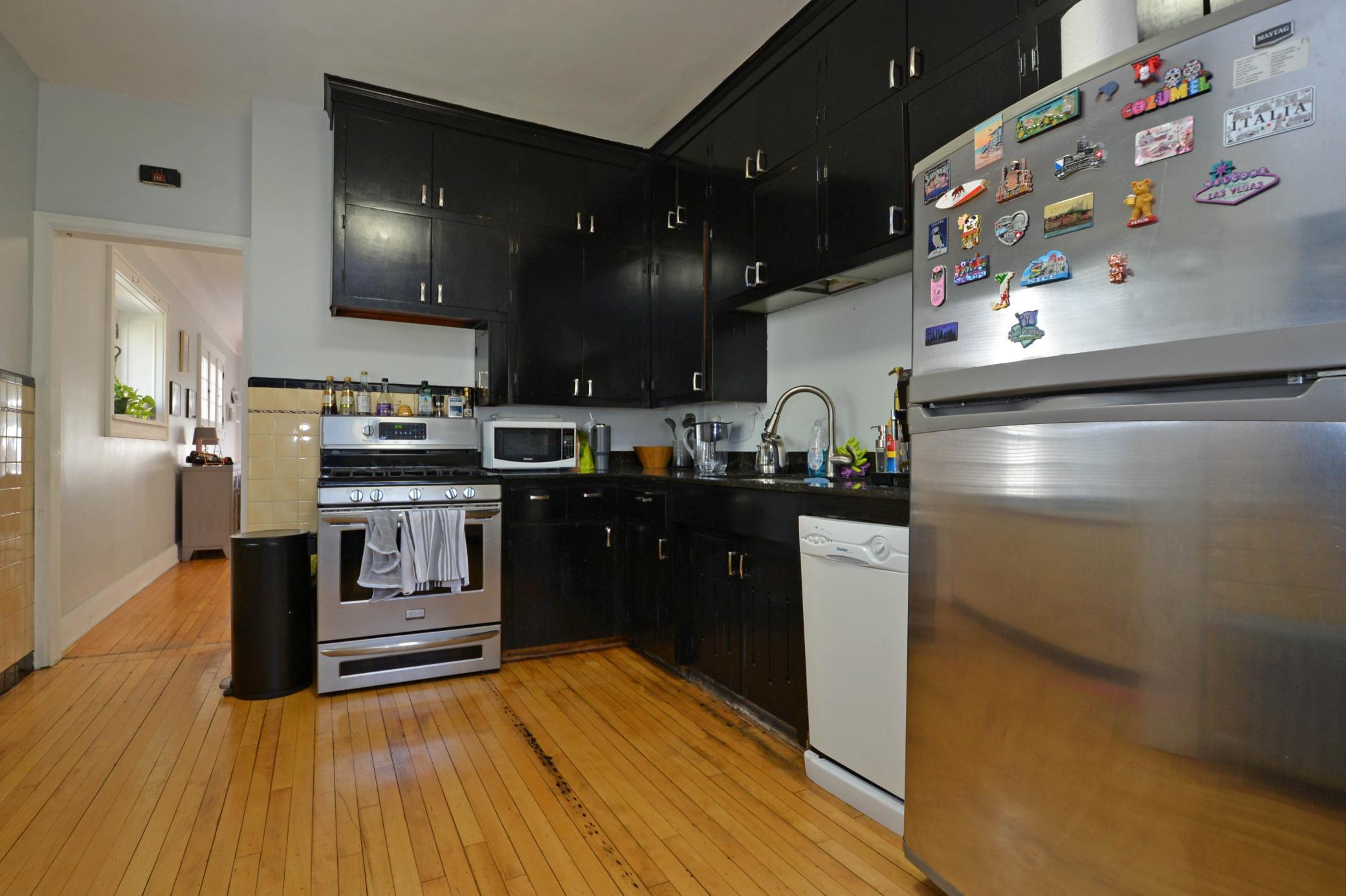 View of Residential Income at 3324 Hennepin Avenue, Minneapolis MN 55408, Minneapolis (9 of 69) - Mike Wilen | Minnesota Team Real Estate