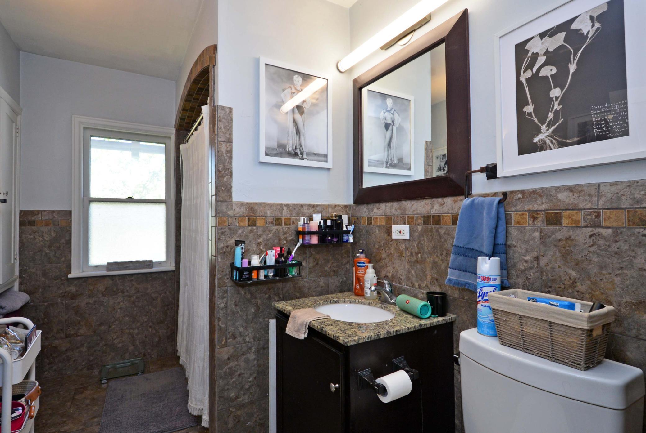 View of Residential Income at 3324 Hennepin Avenue, Minneapolis MN 55408, Minneapolis (22 of 69) - Mike Wilen | Minnesota Team Real Estate