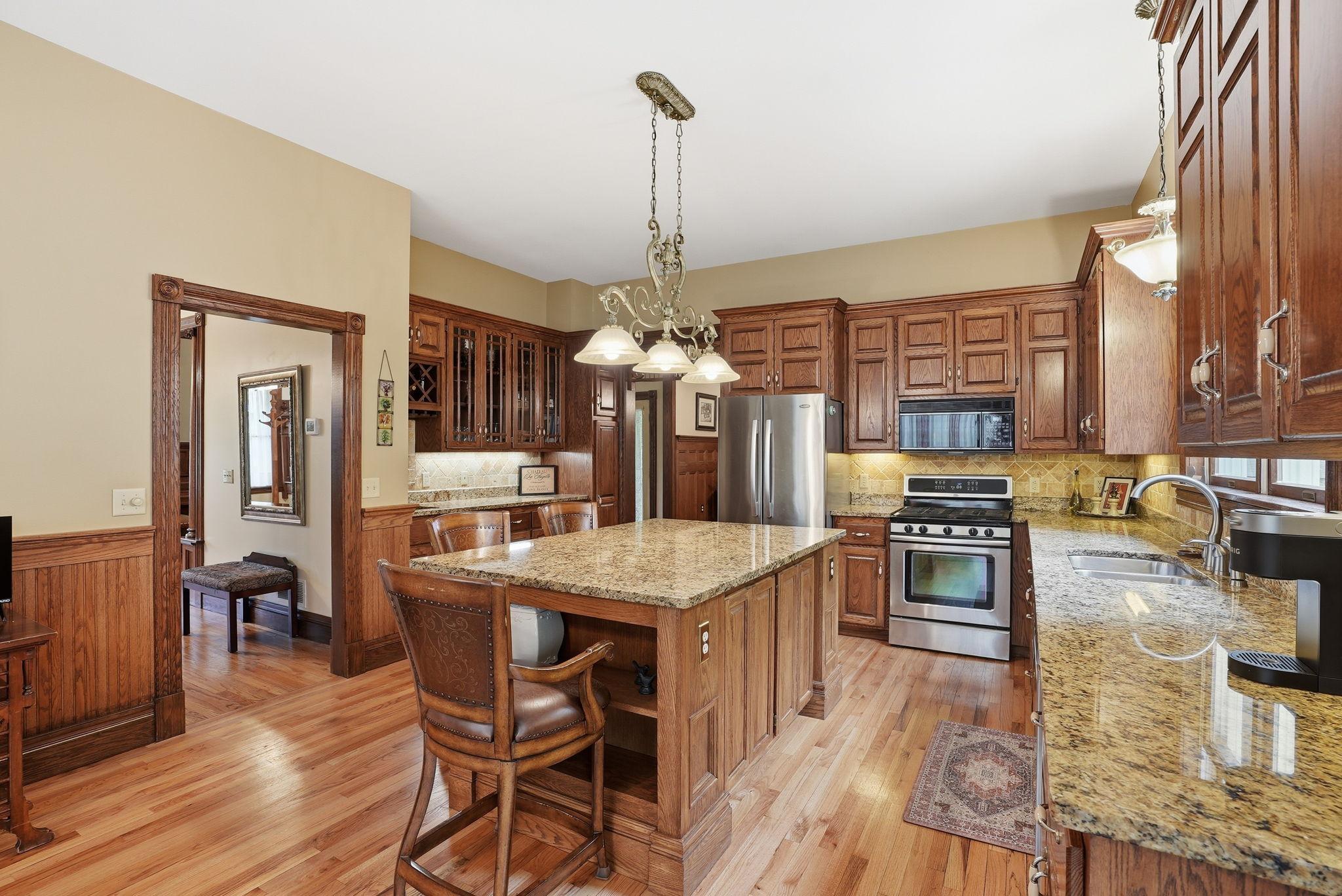View of Residential at 2940 Labore Road, Little Canada MN 55109, Little Canada (19 of 61) - Mike Wilen | Minnesota Team Real Estate