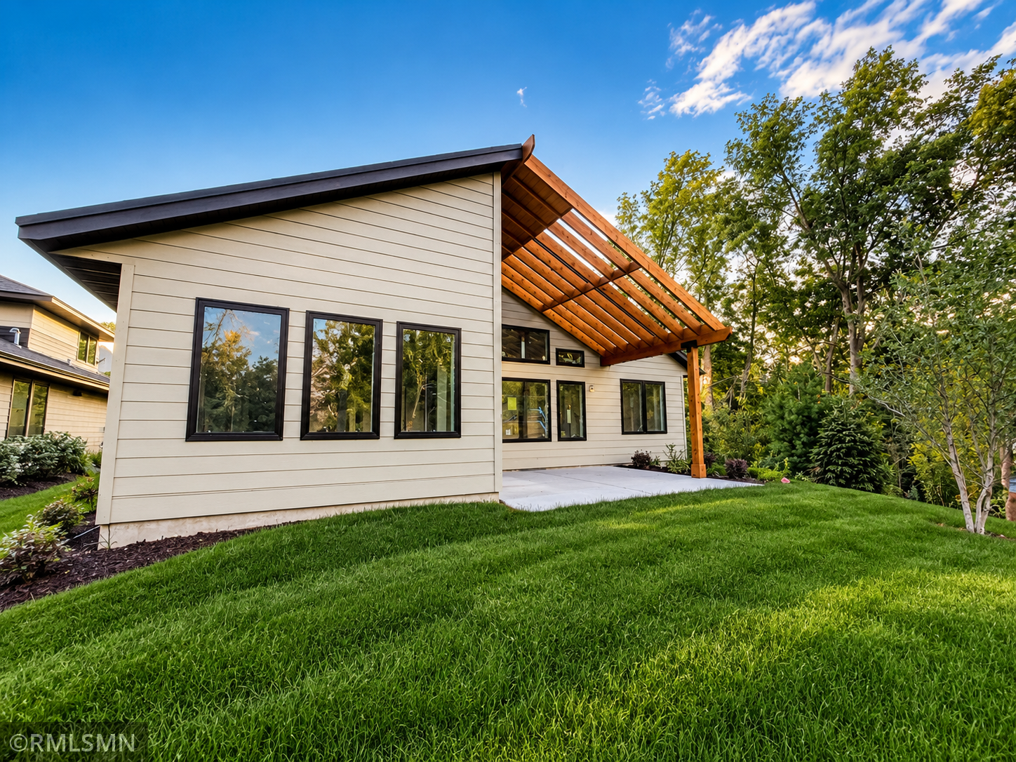 View of Residential at 14633 Virginia Avenue, Savage MN 55378, Savage (12 of 16) - Mike Wilen | Minnesota Team Real Estate