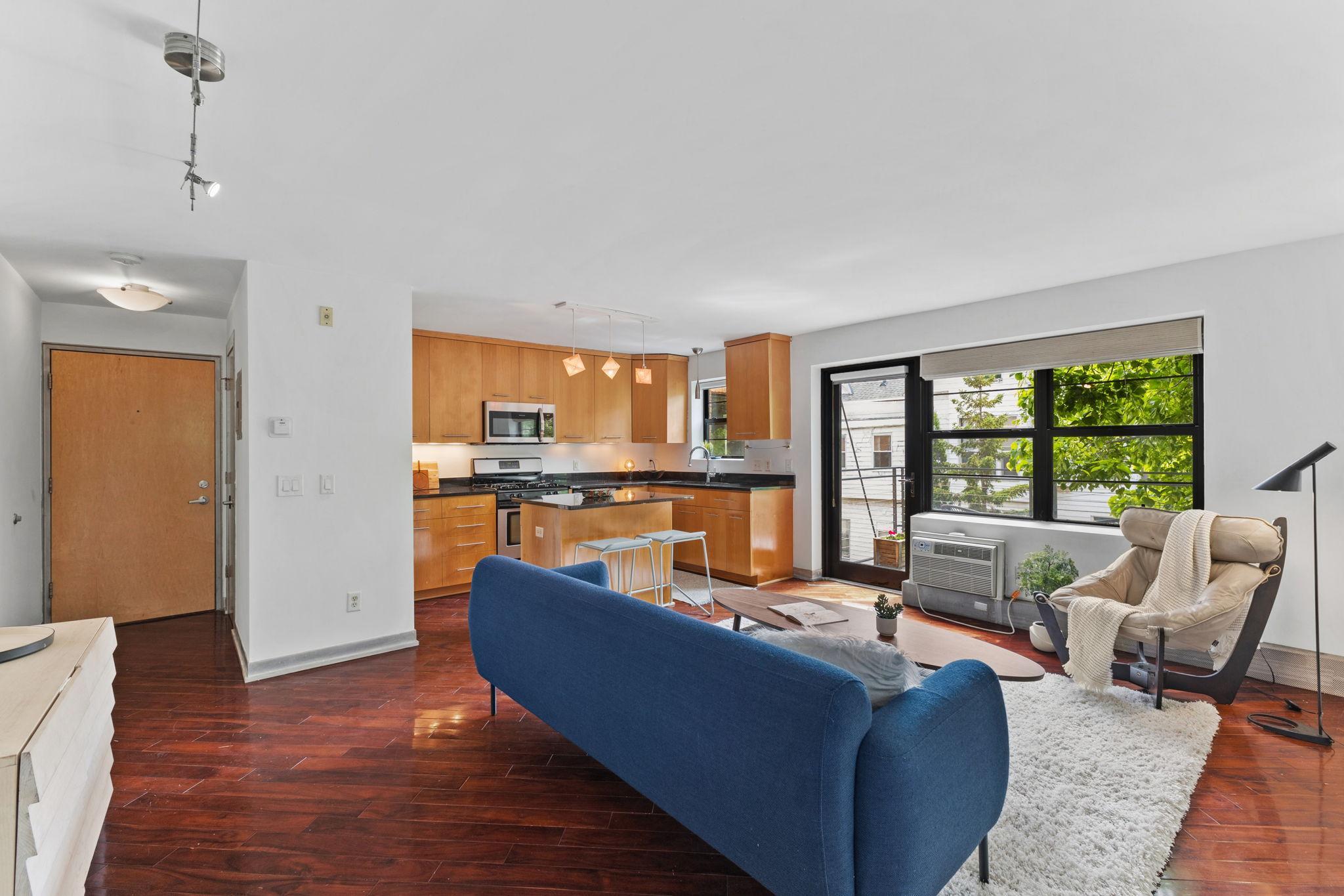 View of Residential at 2201 3rd Avenue #302, Minneapolis MN 55404, Minneapolis (7 of 30) - Mike Wilen | Minnesota Team Real Estate