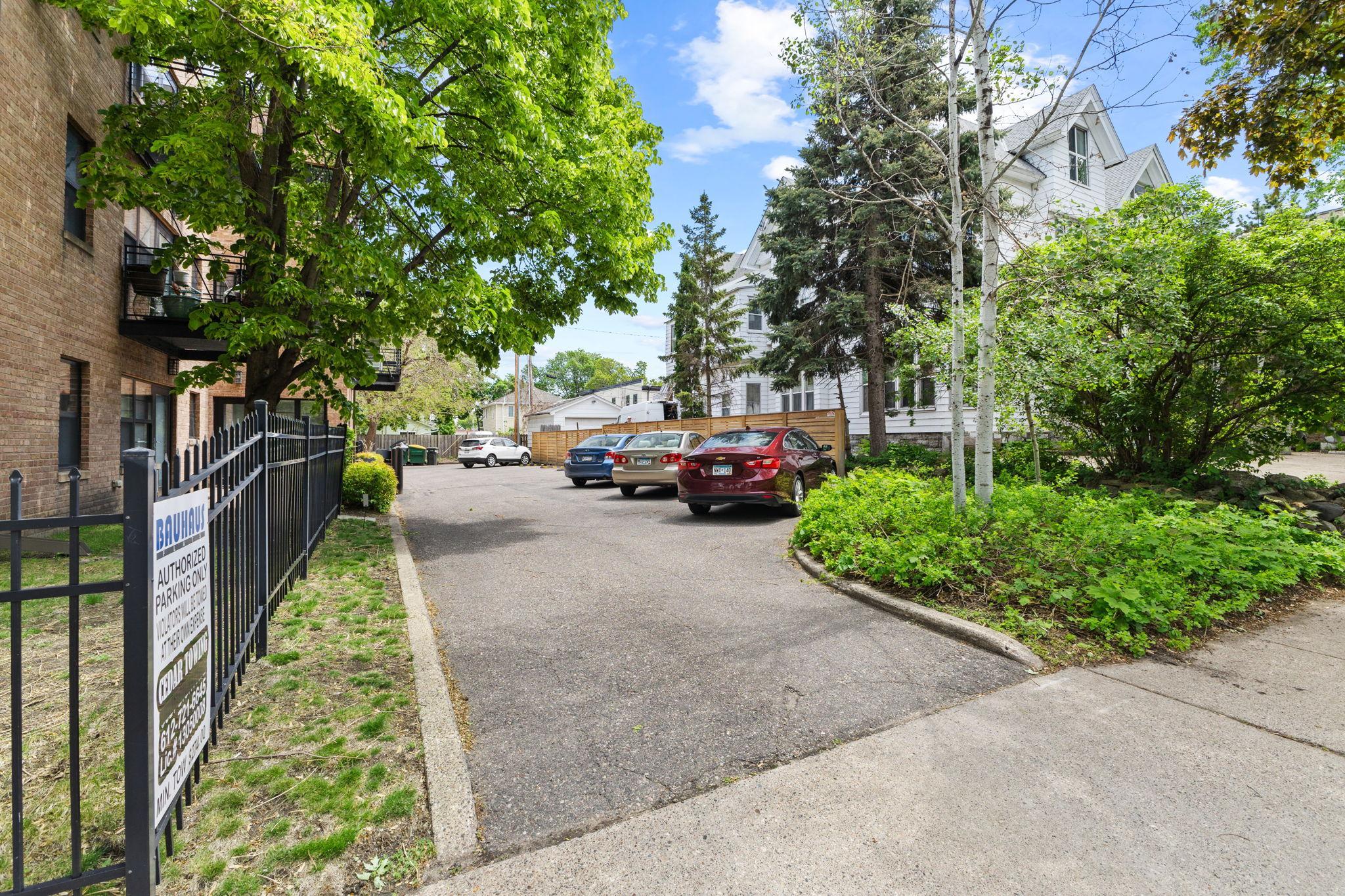 View of Residential at 2201 3rd Avenue #302, Minneapolis MN 55404, Minneapolis (23 of 30) - Mike Wilen | Minnesota Team Real Estate