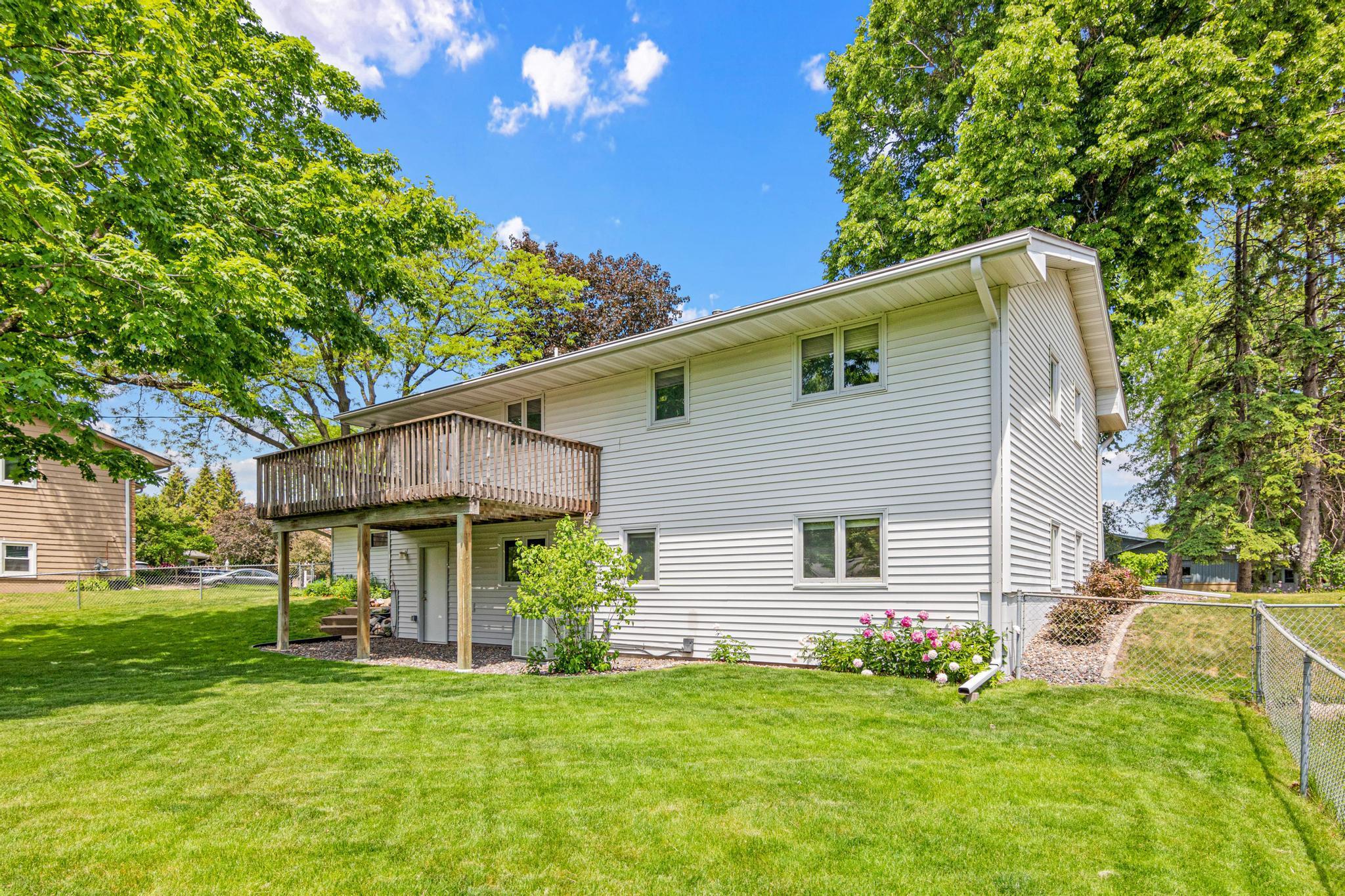 View of Residential at 4829 Boone Circle, New Hope MN 55428, New Hope (18 of 21) - Mike Wilen | Minnesota Team Real Estate
