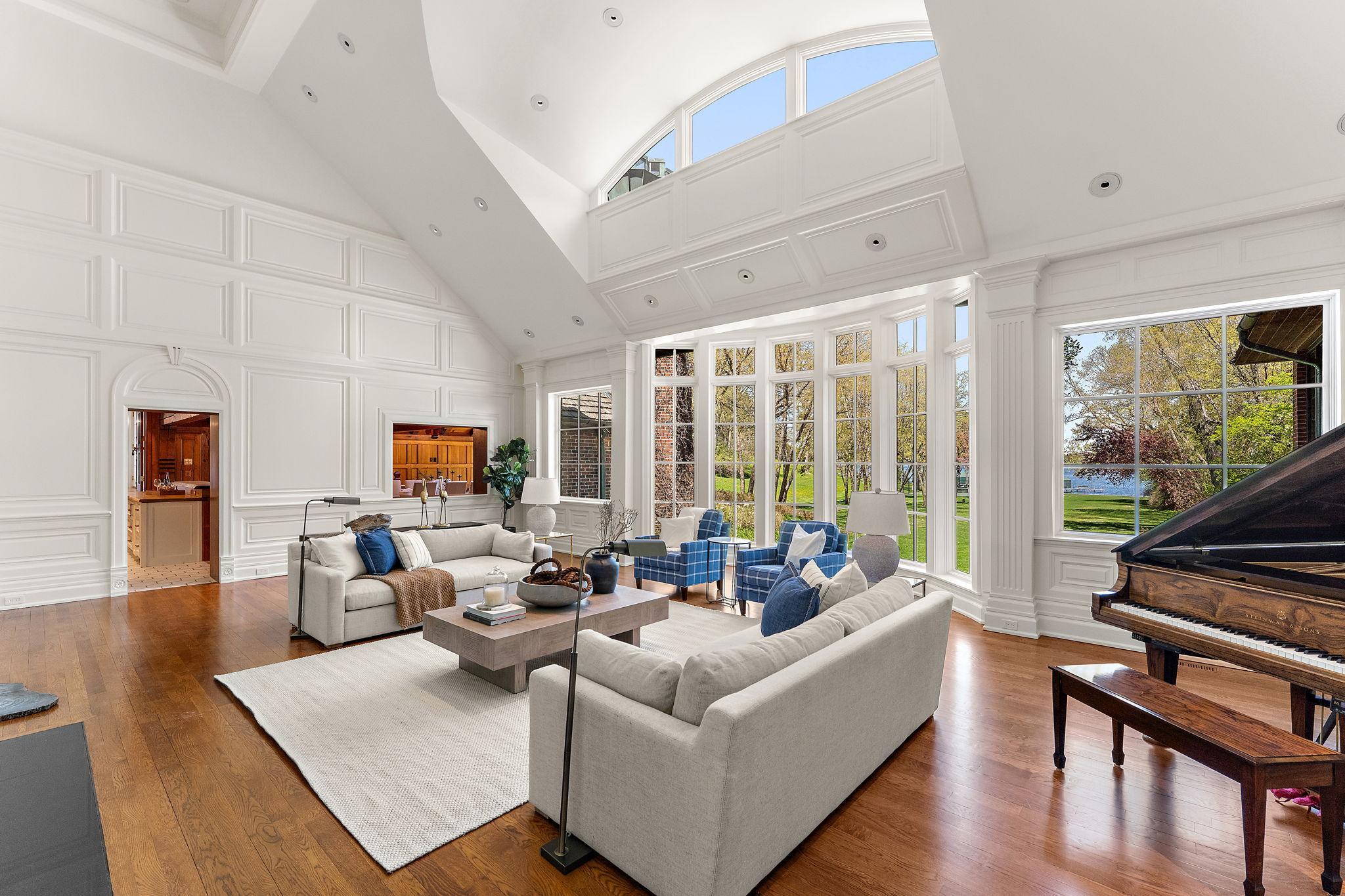 View of Residential at 17950 Breezy Point Road, Wayzata MN 55391, Wayzata (14 of 66) - Mike Wilen | Minnesota Team Real Estate