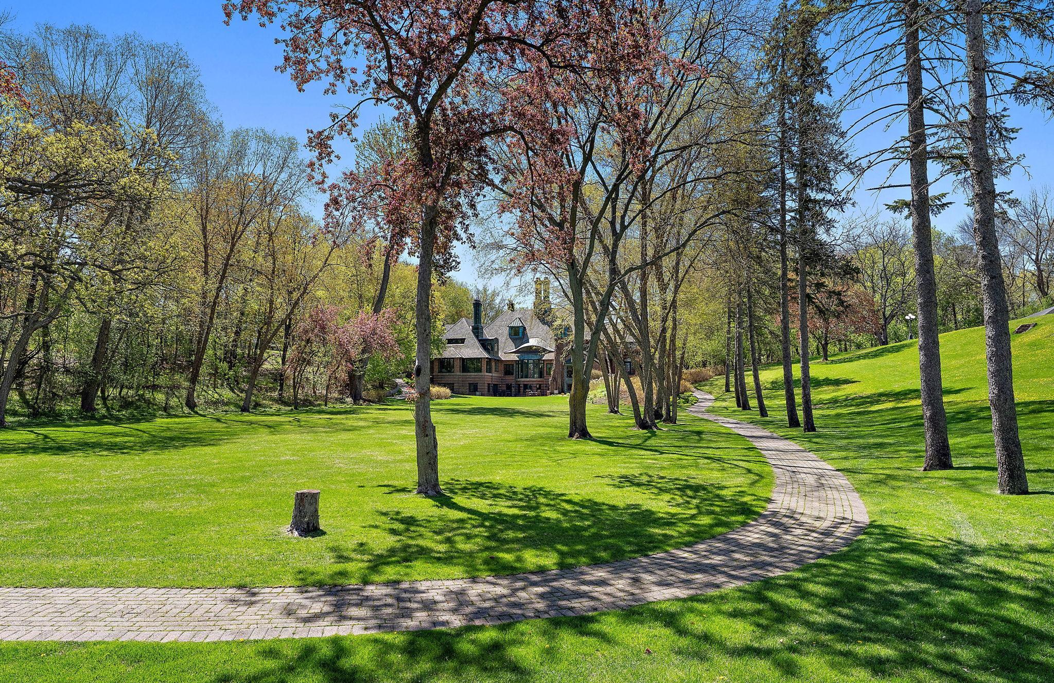 View of Residential at 17950 Breezy Point Road, Wayzata MN 55391, Wayzata (56 of 66) - Mike Wilen | Minnesota Team Real Estate