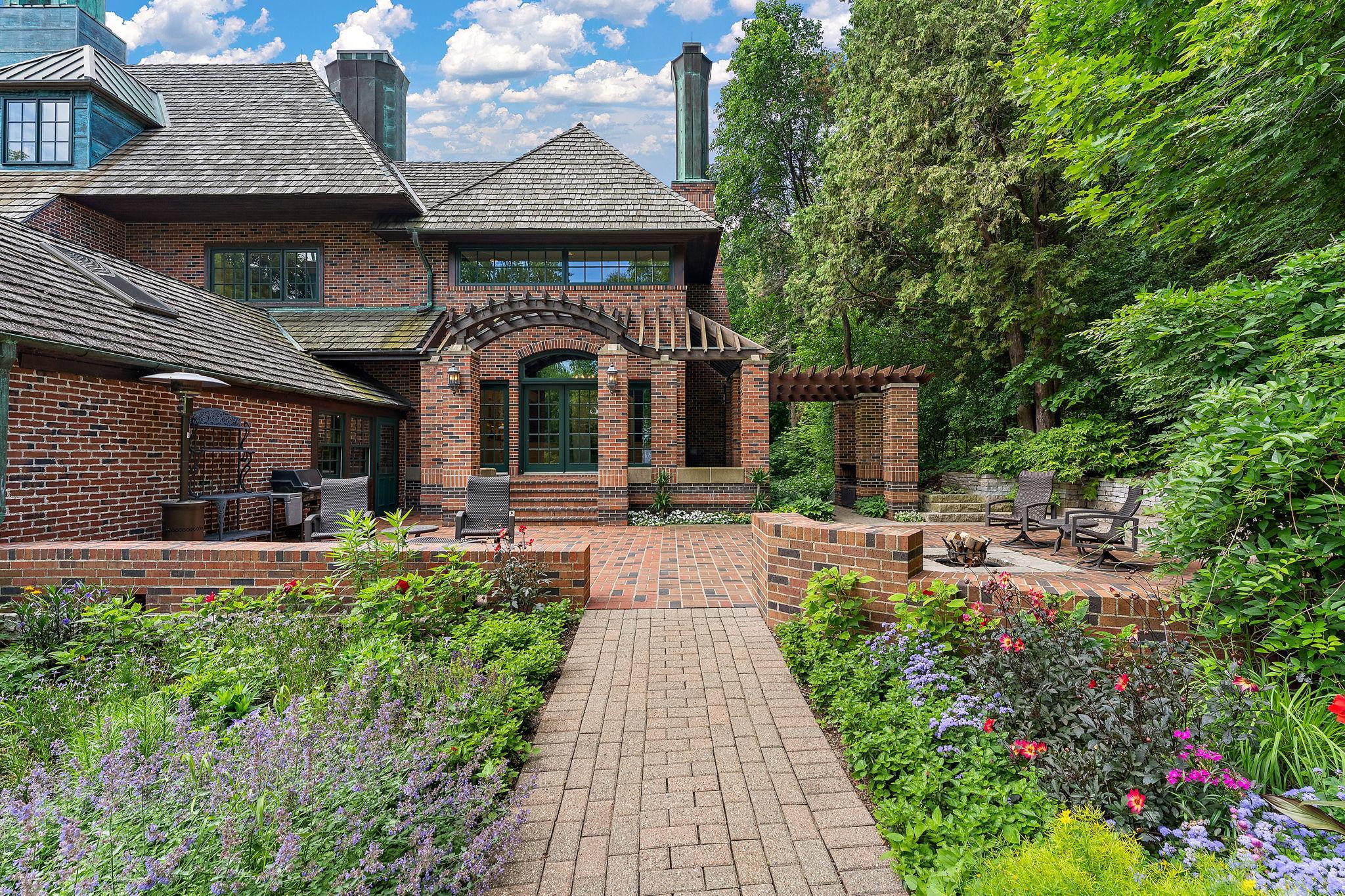 View of Residential at 17950 Breezy Point Road, Wayzata MN 55391, Wayzata (58 of 66) - Mike Wilen | Minnesota Team Real Estate