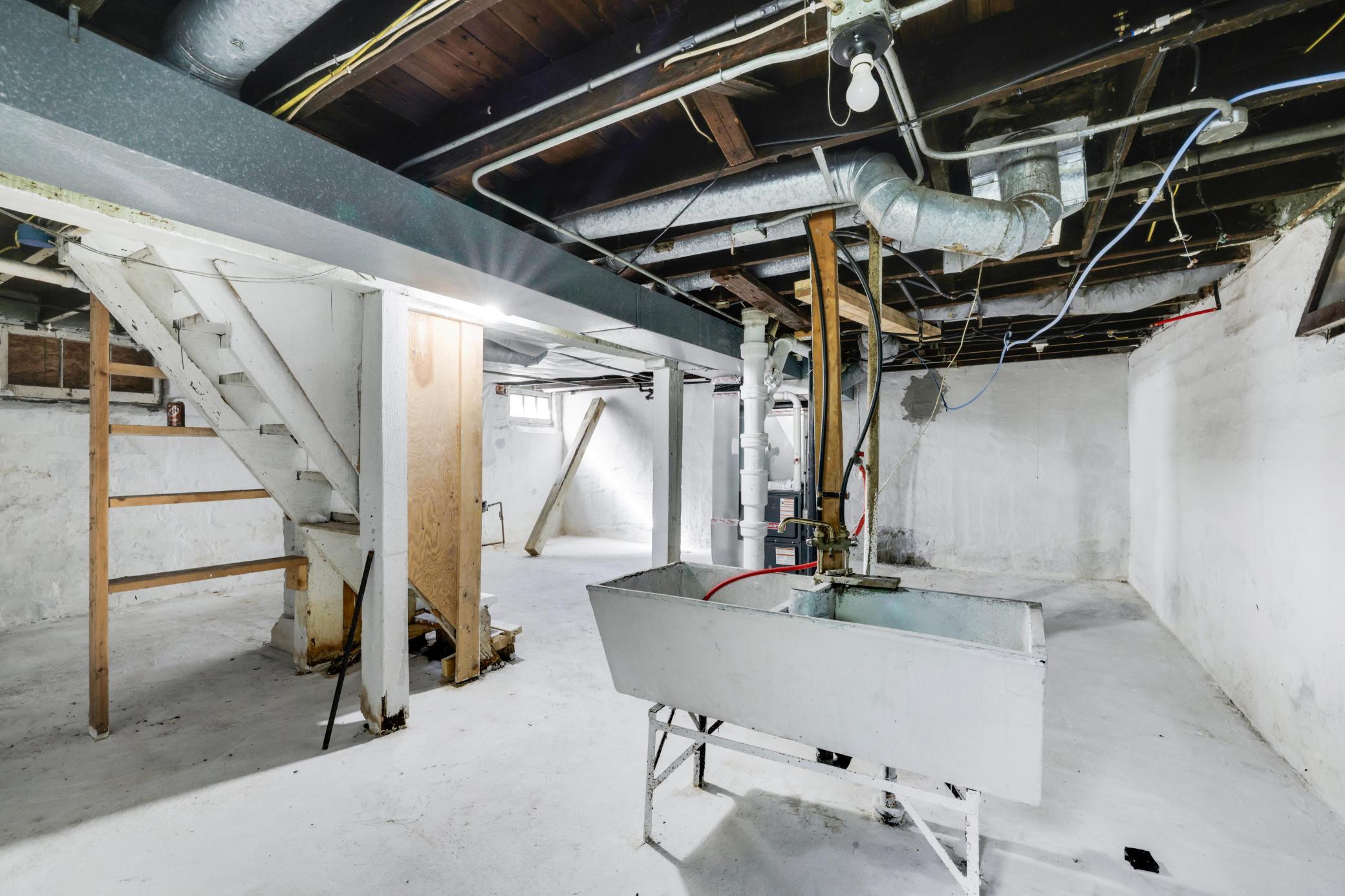 View of Residential at 3506 Newton Avenue, Minneapolis MN 55412, Minneapolis (21 of 28) - Mike Wilen | Minnesota Team Real Estate