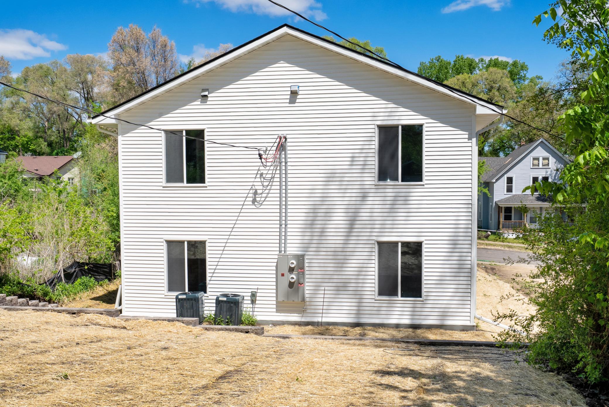 View of Residential Income at 132 York Avenue, Saint Paul MN 55117, Saint Paul (28 of 30) - Mike Wilen | Minnesota Team Real Estate
