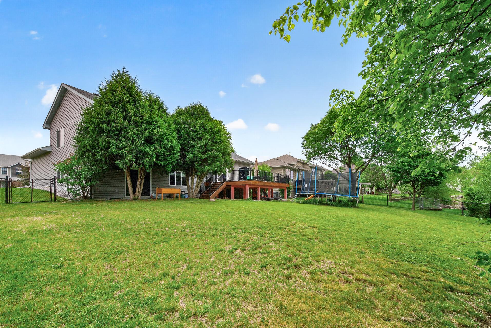 View of Residential at 10035 Fallgold Parkway, Brooklyn Park MN 55443, Brooklyn Park (32 of 33) - Mike Wilen | Minnesota Team Real Estate