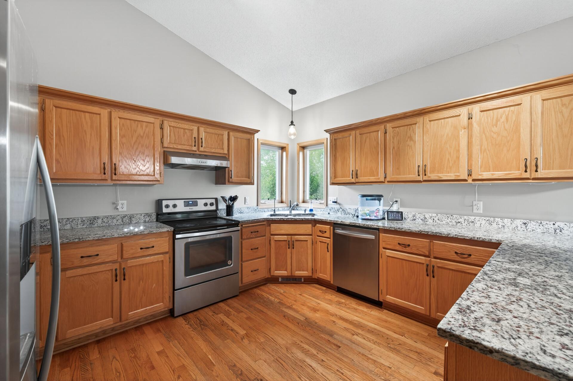 View of Residential at 10035 Fallgold Parkway, Brooklyn Park MN 55443, Brooklyn Park (8 of 33) - Mike Wilen | Minnesota Team Real Estate