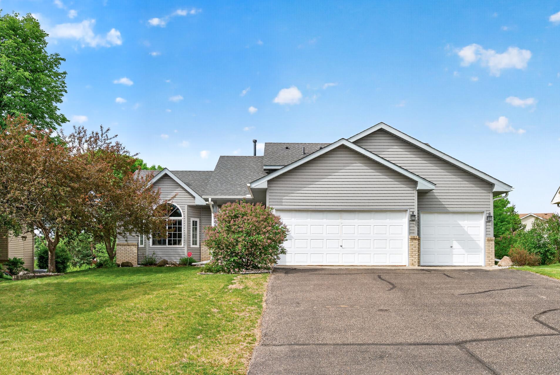 View of Single Family at 10035 Fallgold Parkway, Brooklyn Park - Mike Wilen | Minnesota Team Real Estate