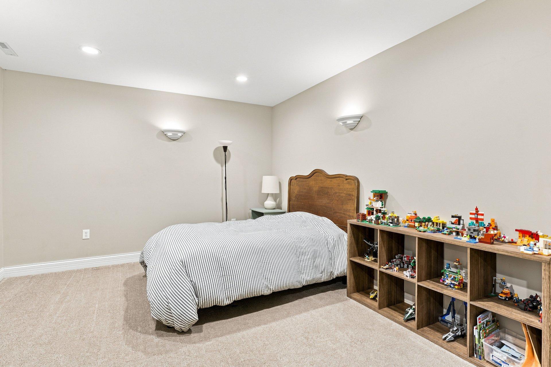 View of Residential at 220 Frontier Court, Chanhassen MN 55317, Chanhassen (27 of 58) - Mike Wilen | Minnesota Team Real Estate
