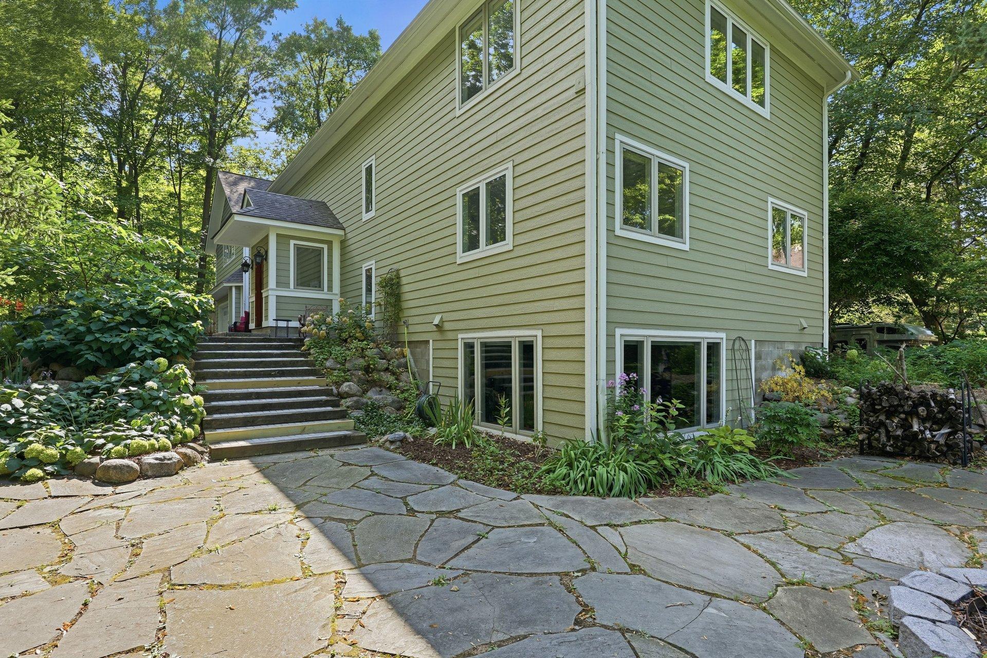 View of Residential at 220 Frontier Court, Chanhassen MN 55317, Chanhassen (44 of 58) - Mike Wilen | Minnesota Team Real Estate