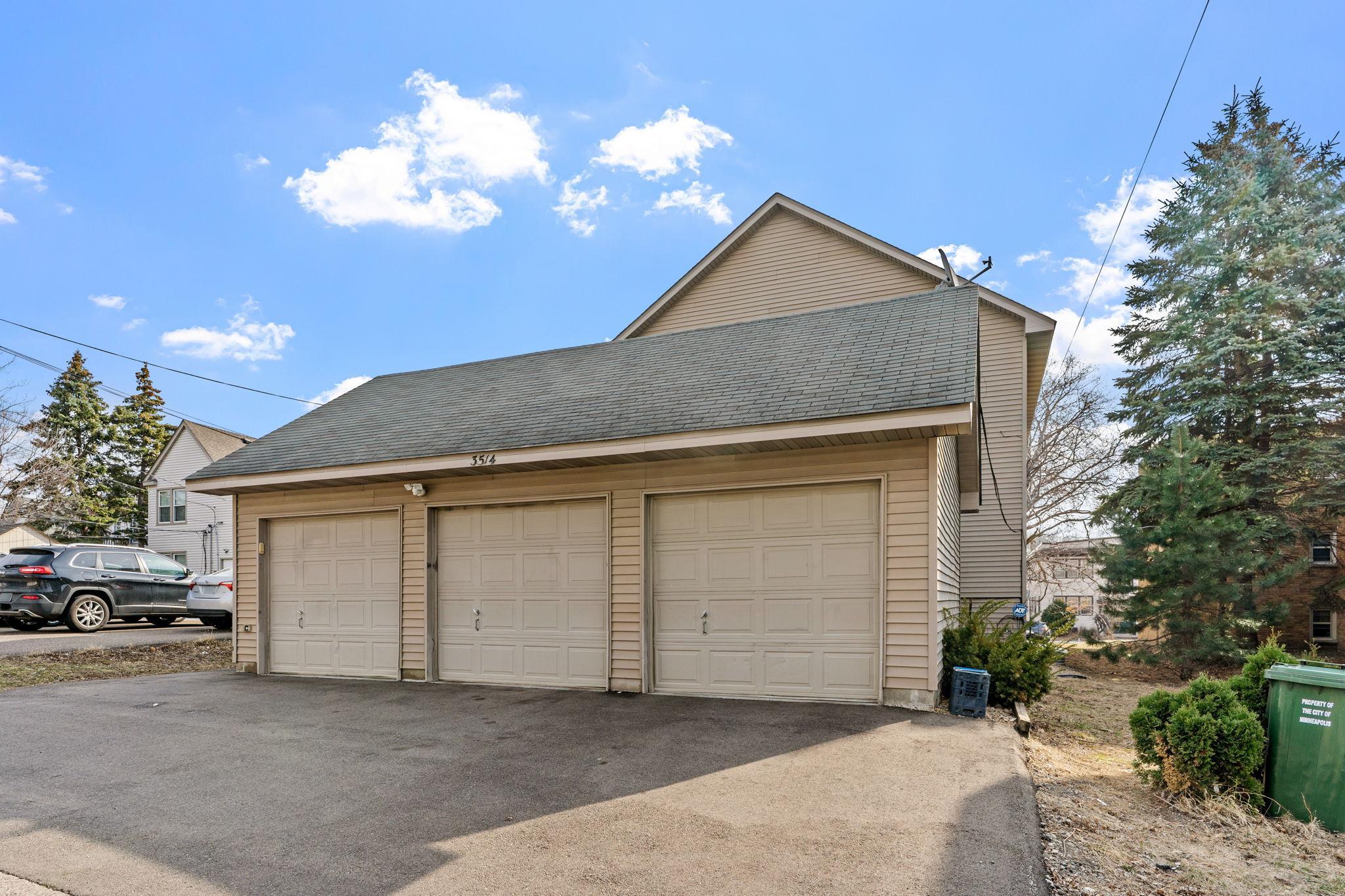 View of Residential Income at 3514 Grand Avenue, Minneapolis MN 55408, Minneapolis (35 of 43) - Mike Wilen | Minnesota Team Real Estate