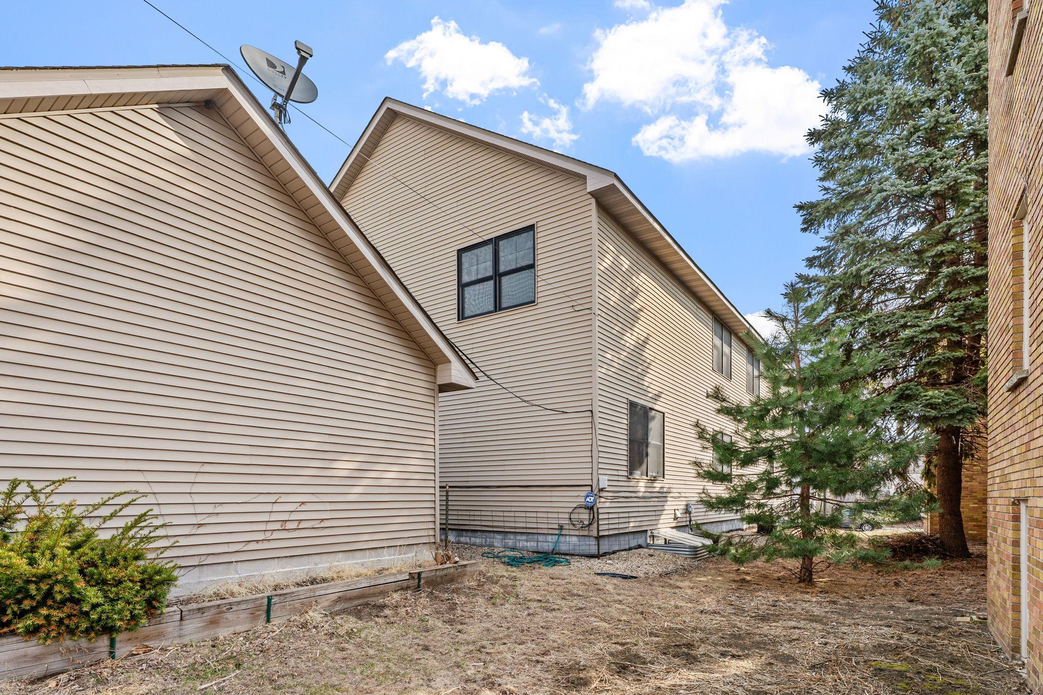 View of Residential Income at 3514 Grand Avenue, Minneapolis MN 55408, Minneapolis (38 of 43) - Mike Wilen | Minnesota Team Real Estate