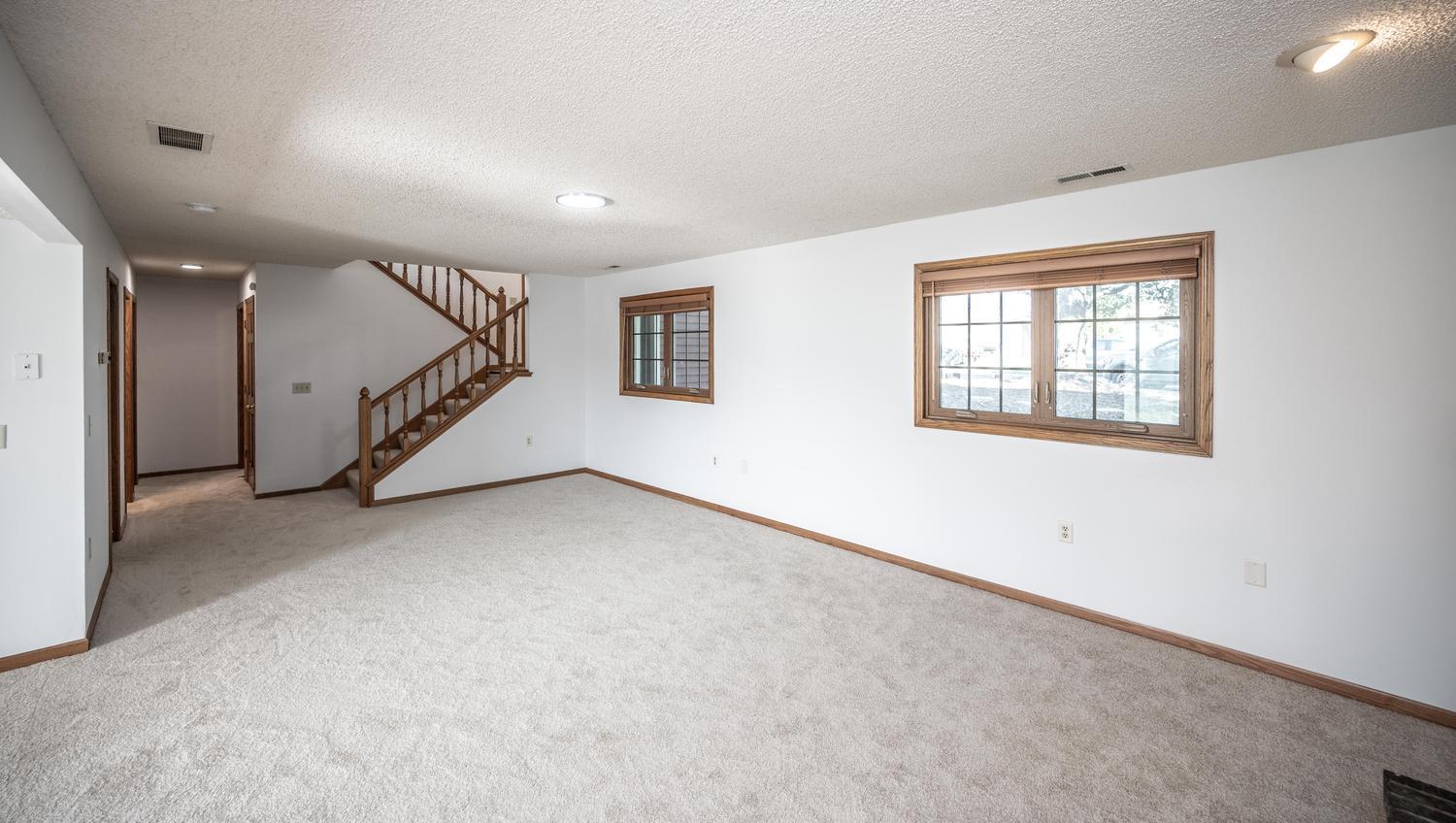 View of Residential at 1500 Lakeview Curve, Eagan MN 55122, Eagan (26 of 46) - Mike Wilen | Minnesota Team Real Estate