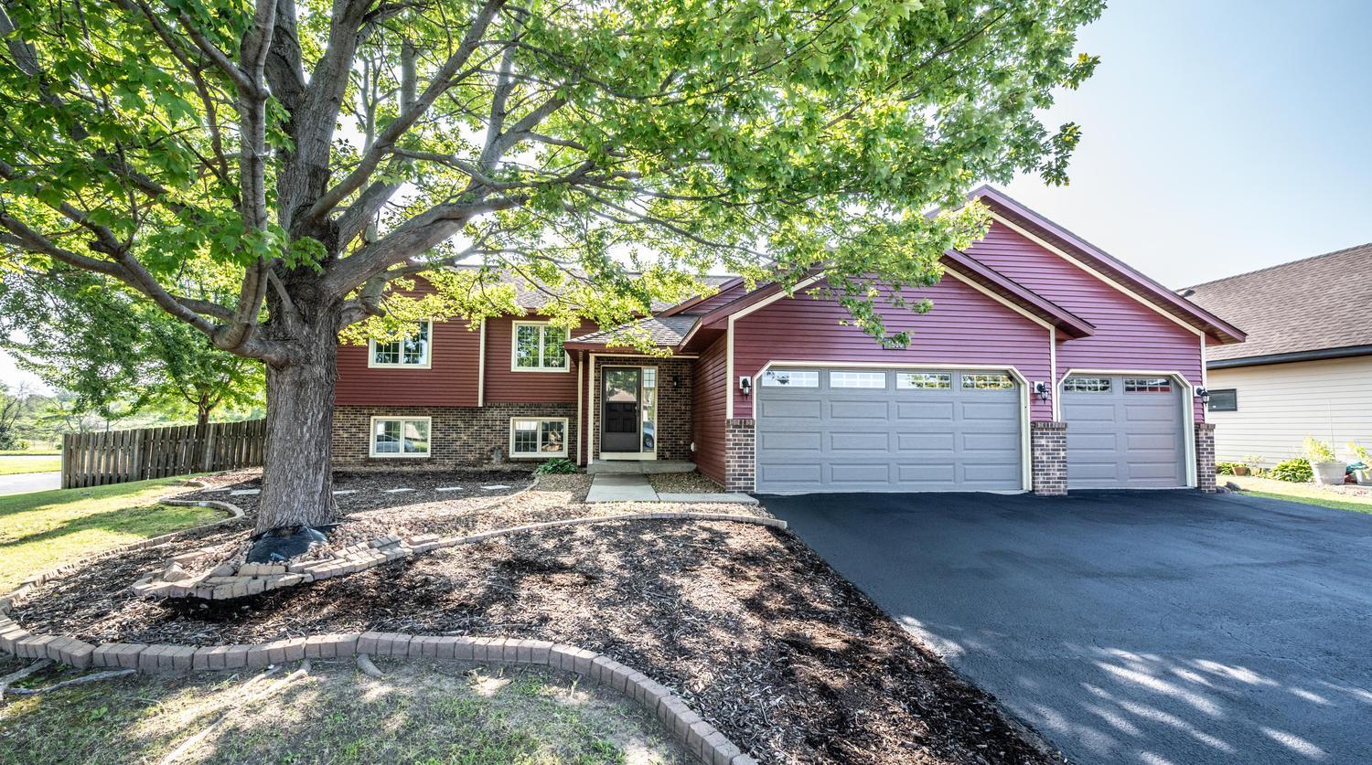View of Single Family at 1500 Lakeview Curve, Eagan - Mike Wilen | Minnesota Team Real Estate