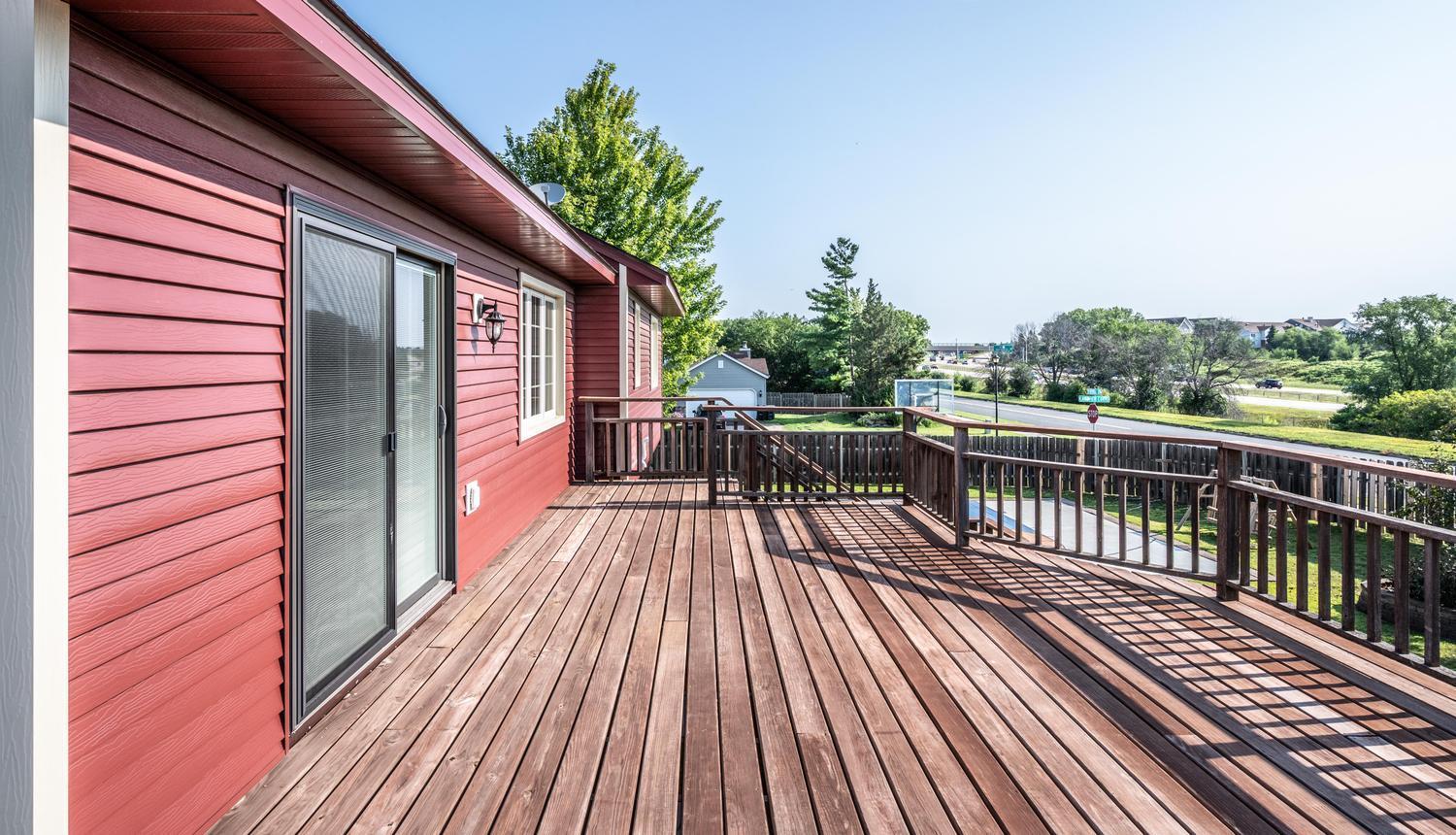 View of Residential at 1500 Lakeview Curve, Eagan MN 55122, Eagan (42 of 46) - Mike Wilen | Minnesota Team Real Estate