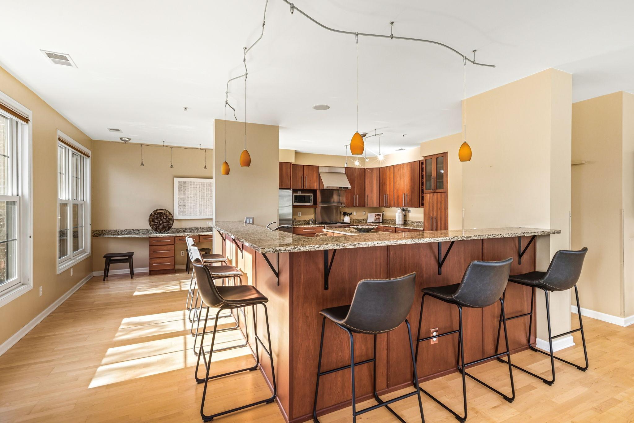 View of Residential at 573 10th Street, Minneapolis MN 55404, Minneapolis (8 of 73) - Mike Wilen | Minnesota Team Real Estate