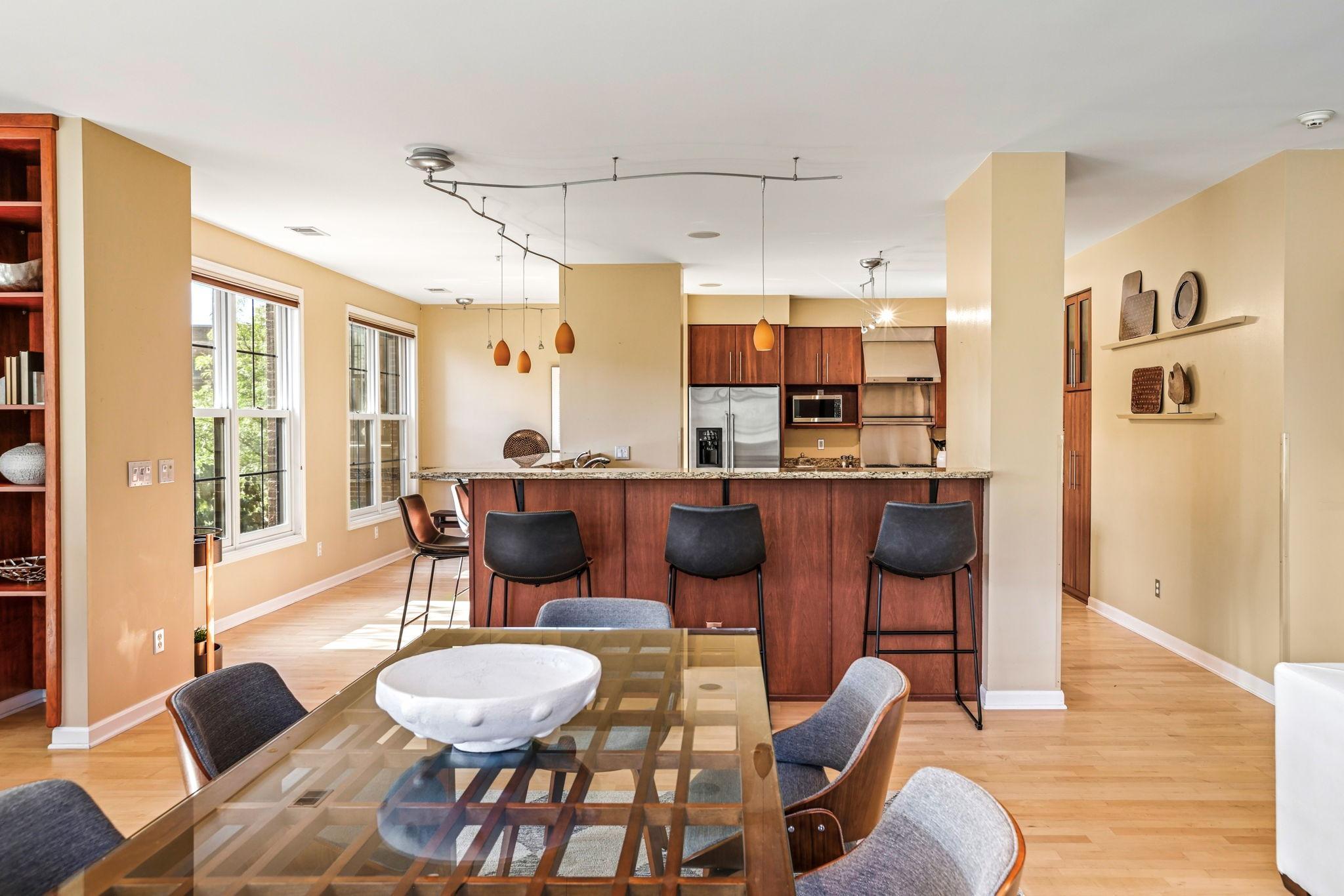 View of Residential at 573 10th Street, Minneapolis MN 55404, Minneapolis (21 of 73) - Mike Wilen | Minnesota Team Real Estate