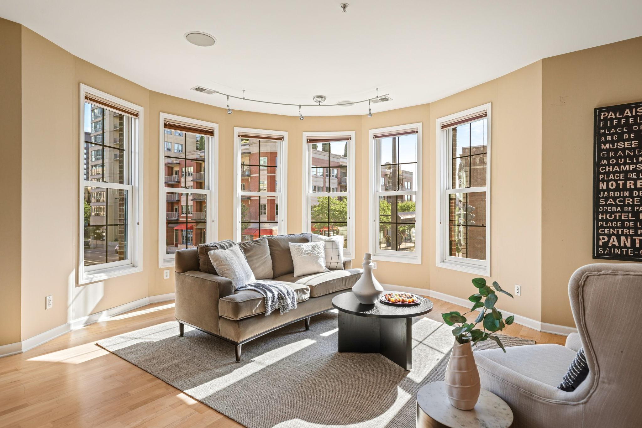 View of Residential at 573 10th Street, Minneapolis MN 55404, Minneapolis (5 of 73) - Mike Wilen | Minnesota Team Real Estate
