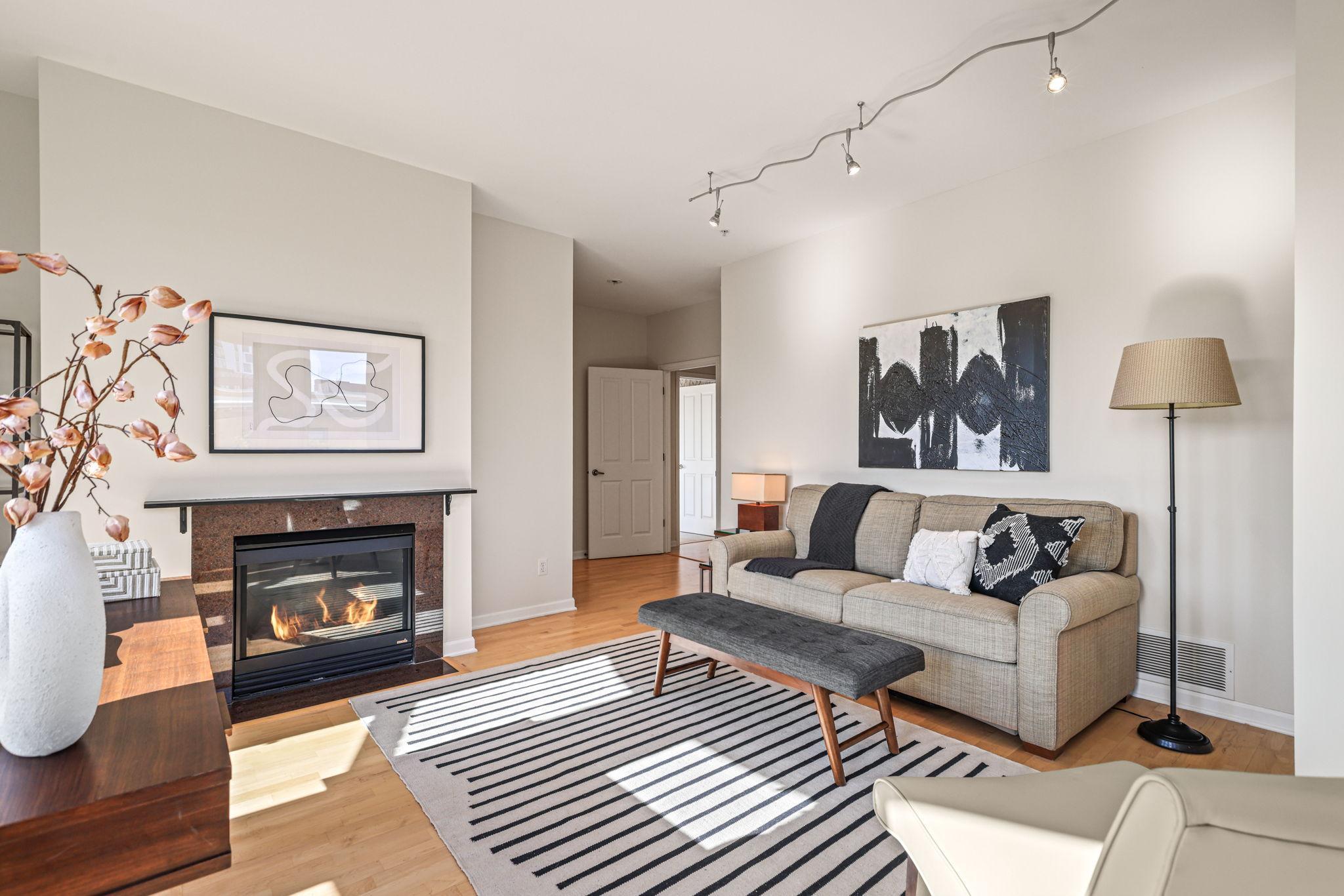 View of Residential at 573 10th Street, Minneapolis MN 55404, Minneapolis (43 of 73) - Mike Wilen | Minnesota Team Real Estate