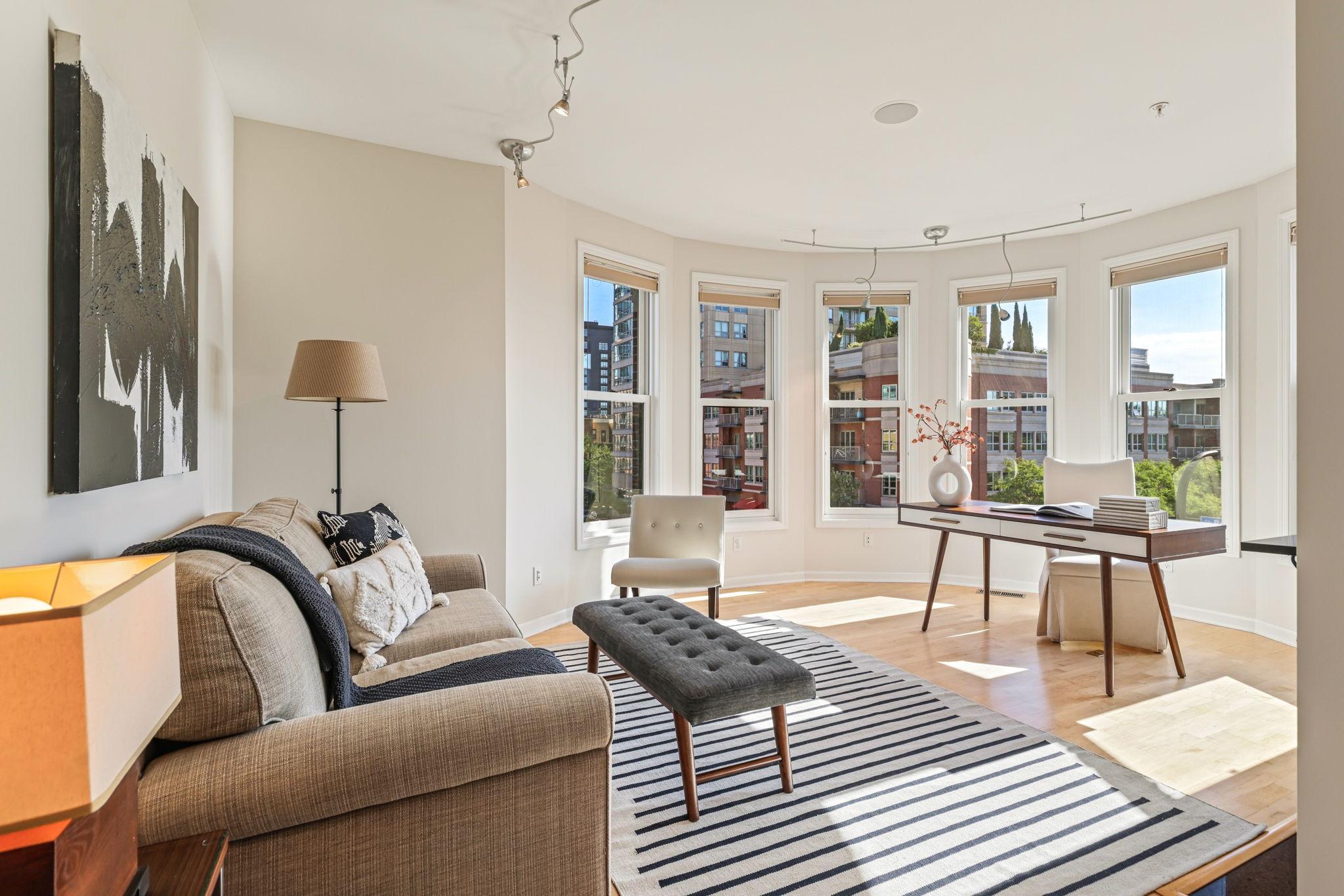 View of Residential at 573 10th Street, Minneapolis MN 55404, Minneapolis (41 of 73) - Mike Wilen | Minnesota Team Real Estate