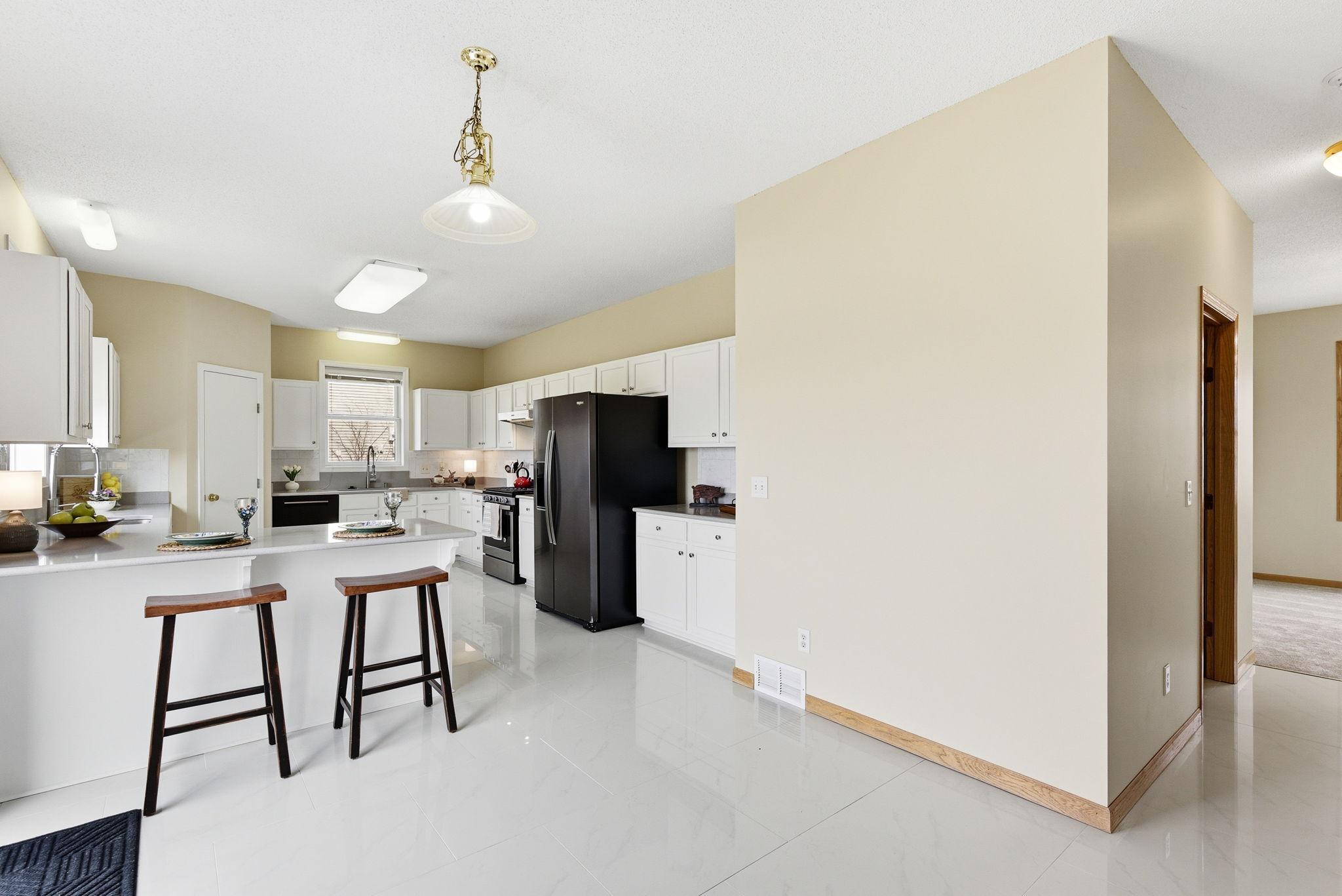 View of Residential at 2888 Eagle Valley Drive, Woodbury MN 55129, Woodbury (15 of 59) - Mike Wilen | Minnesota Team Real Estate
