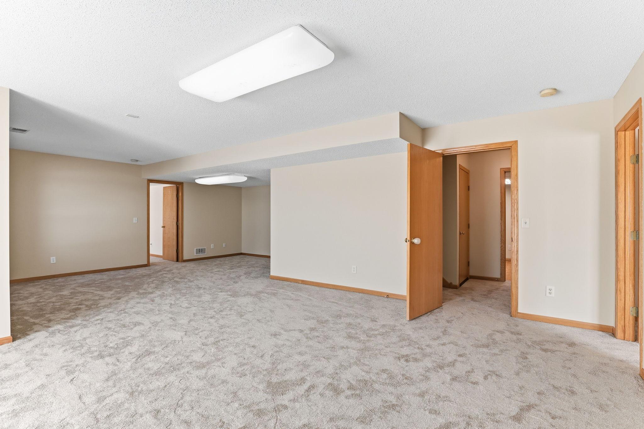 View of Residential at 2888 Eagle Valley Drive, Woodbury MN 55129, Woodbury (41 of 59) - Mike Wilen | Minnesota Team Real Estate