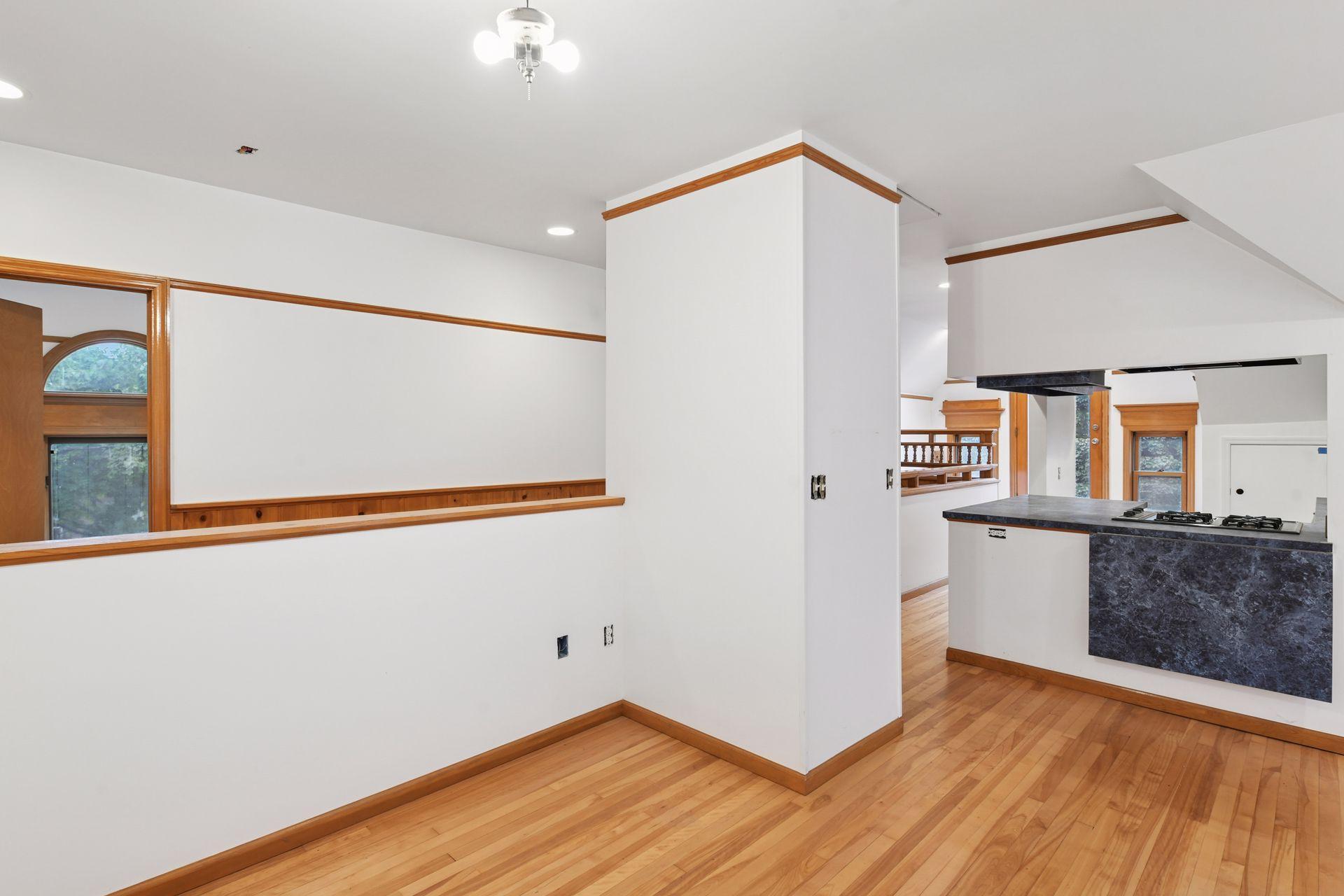 View of Residential at 1820 Colfax Avenue, Minneapolis MN 55403, Minneapolis (36 of 59) - Mike Wilen | Minnesota Team Real Estate