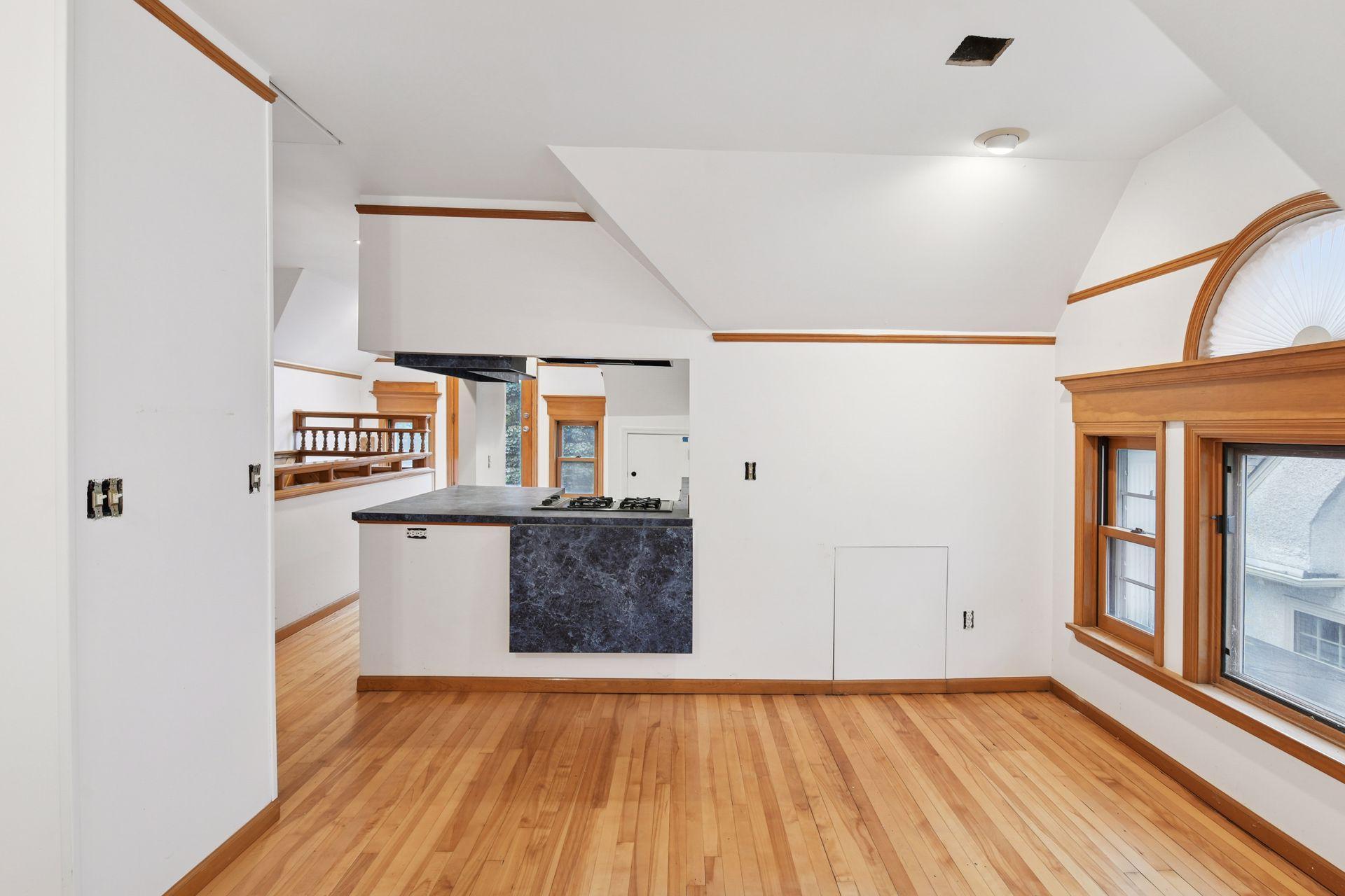 View of Residential at 1820 Colfax Avenue, Minneapolis MN 55403, Minneapolis (35 of 59) - Mike Wilen | Minnesota Team Real Estate