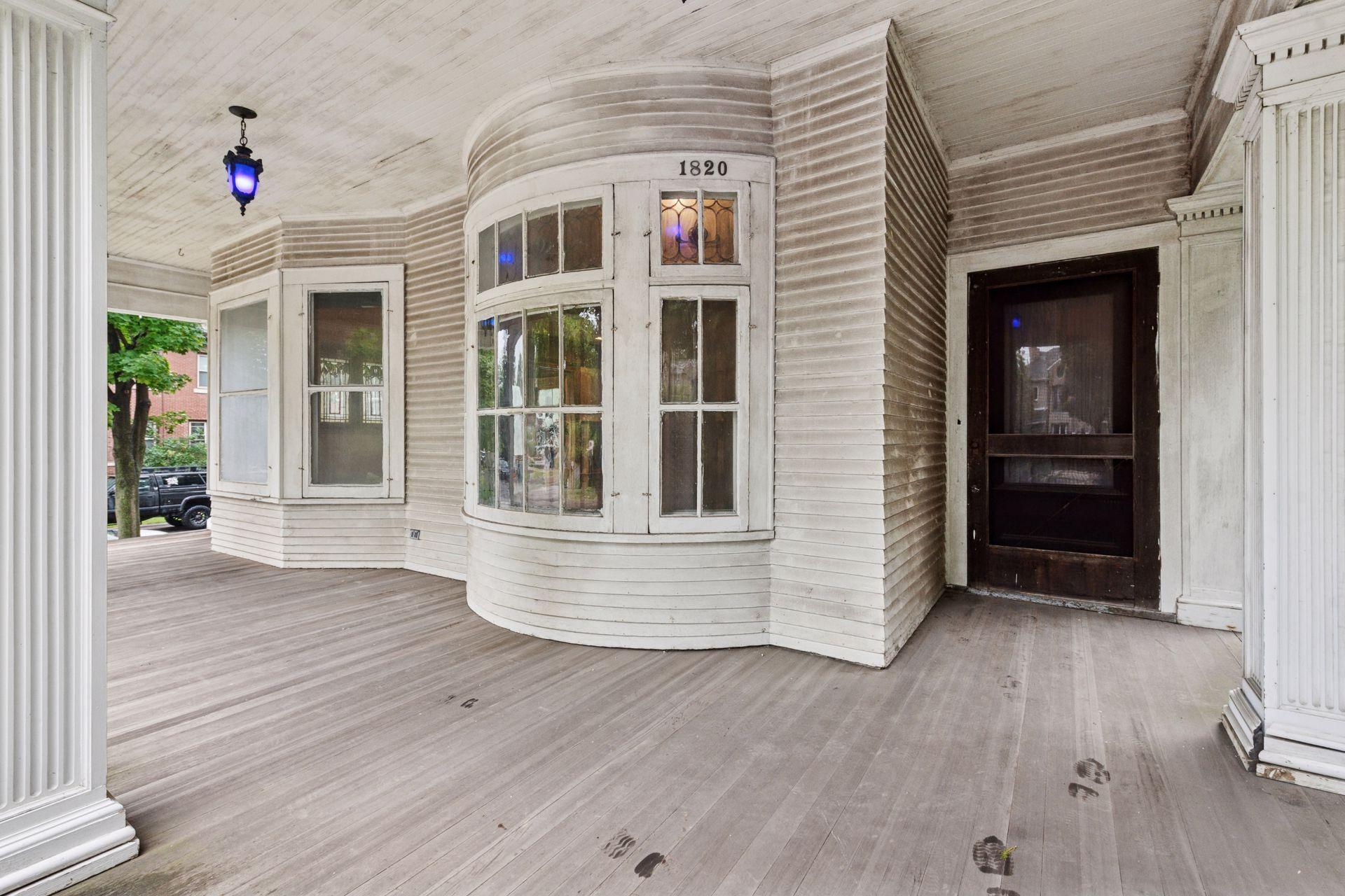 View of Residential at 1820 Colfax Avenue, Minneapolis MN 55403, Minneapolis (43 of 59) - Mike Wilen | Minnesota Team Real Estate
