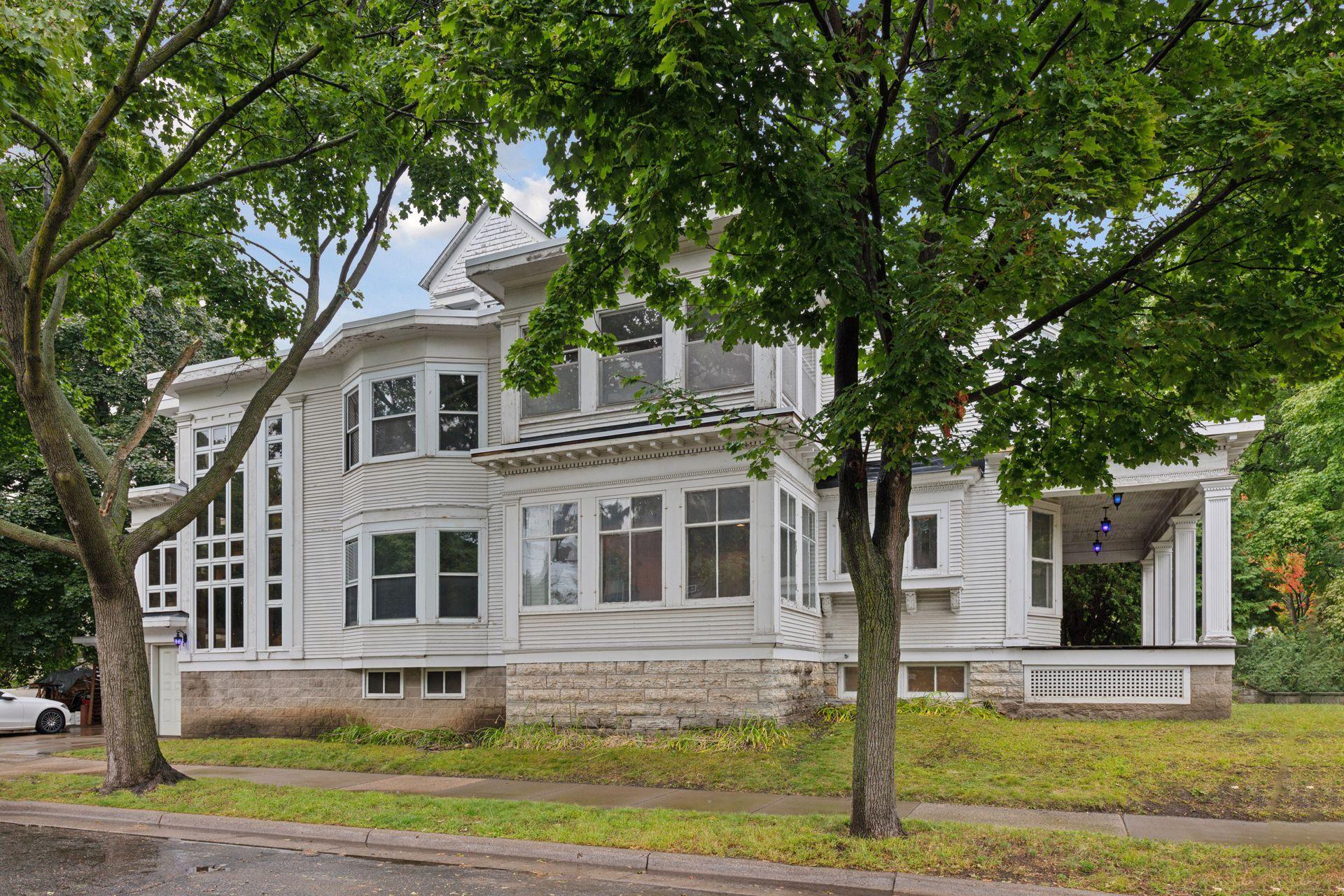 View of Residential at 1820 Colfax Avenue, Minneapolis MN 55403, Minneapolis (44 of 59) - Mike Wilen | Minnesota Team Real Estate